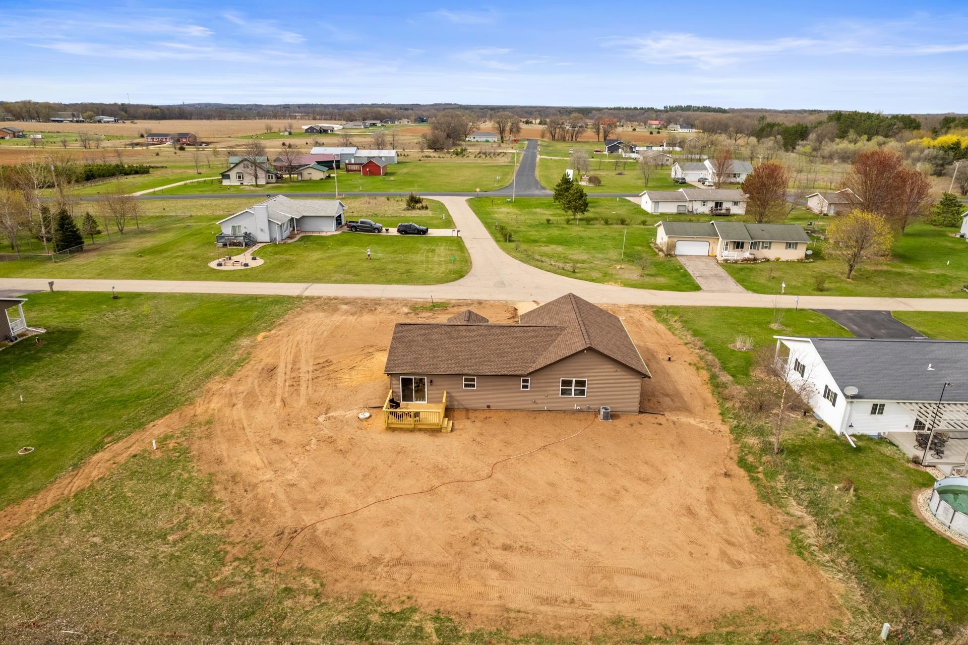 W2743 Whitetail Lane