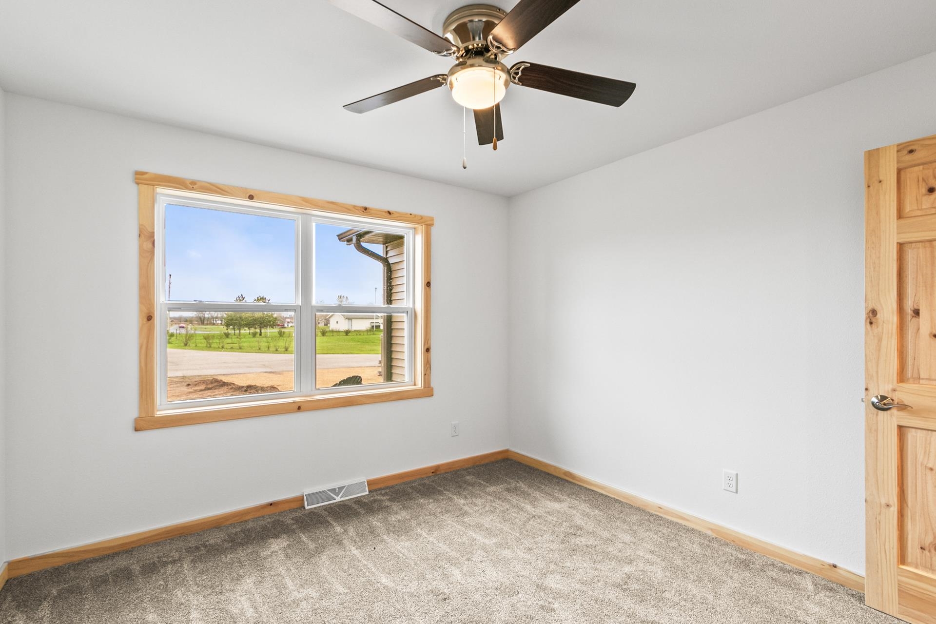 W2743 Whitetail Lane