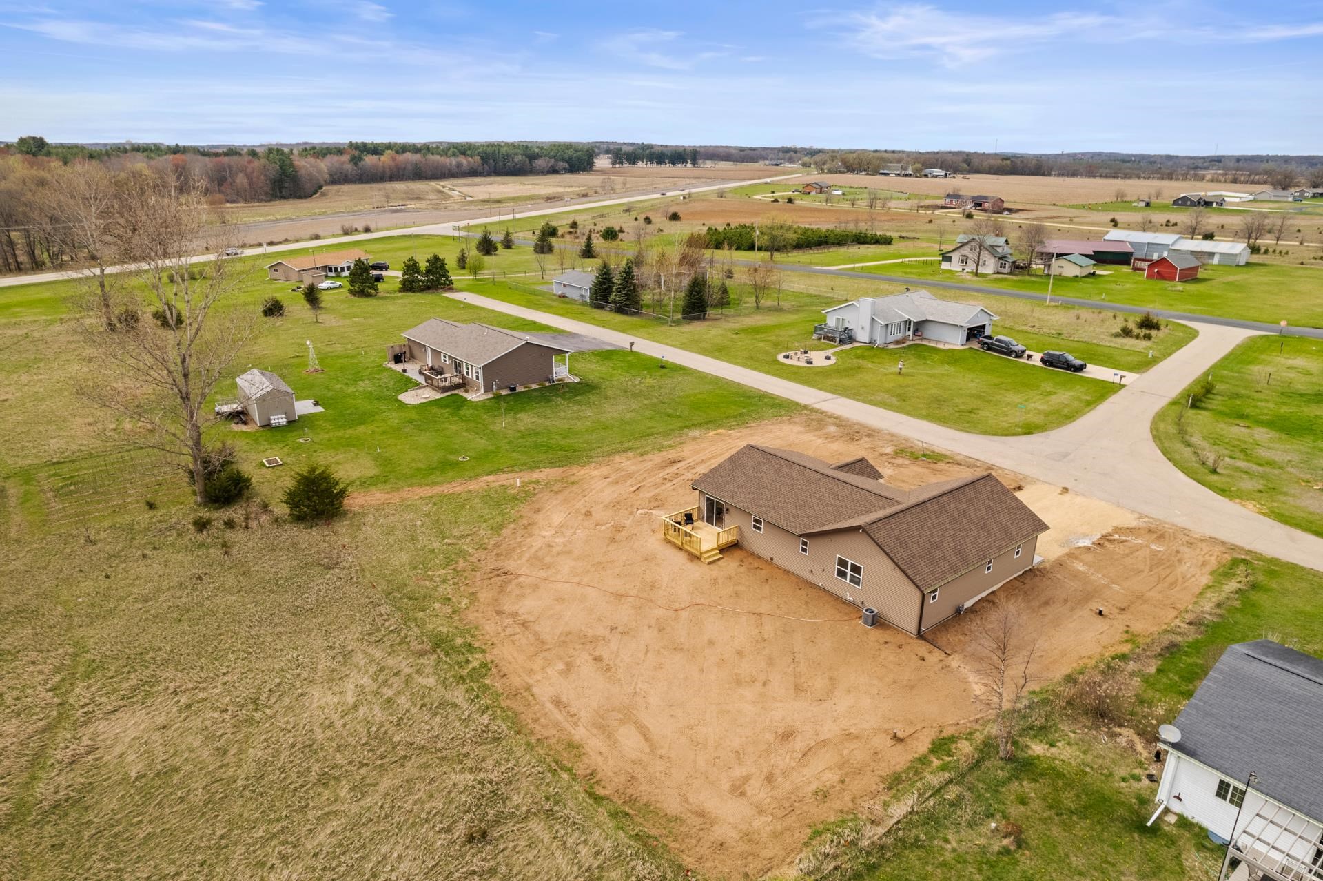 W2743 Whitetail Lane