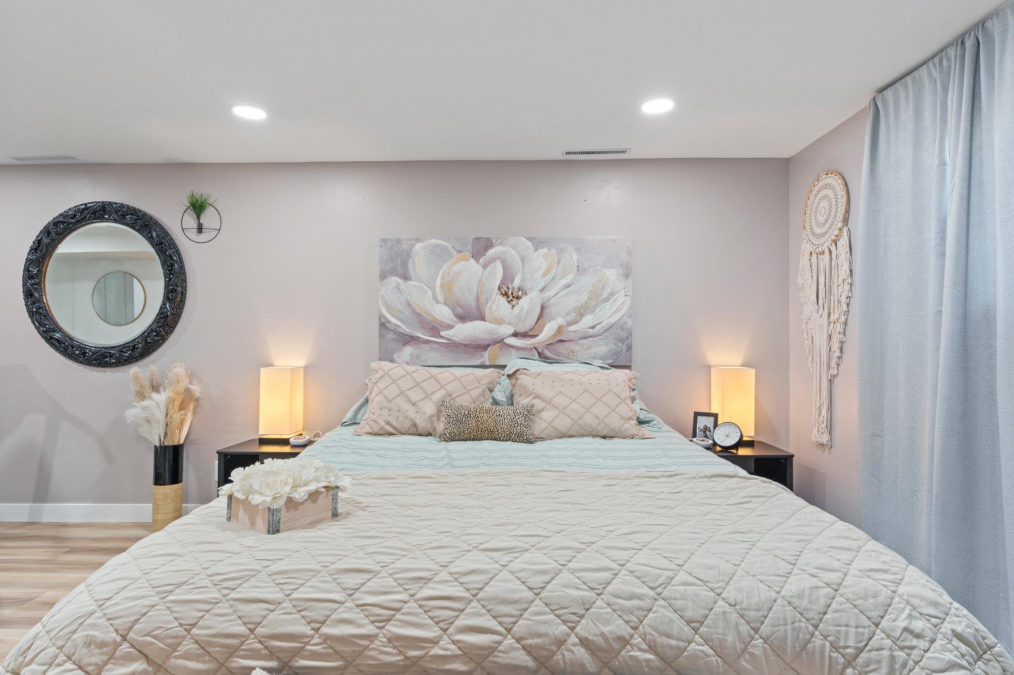 2405 Woodcrest Drive