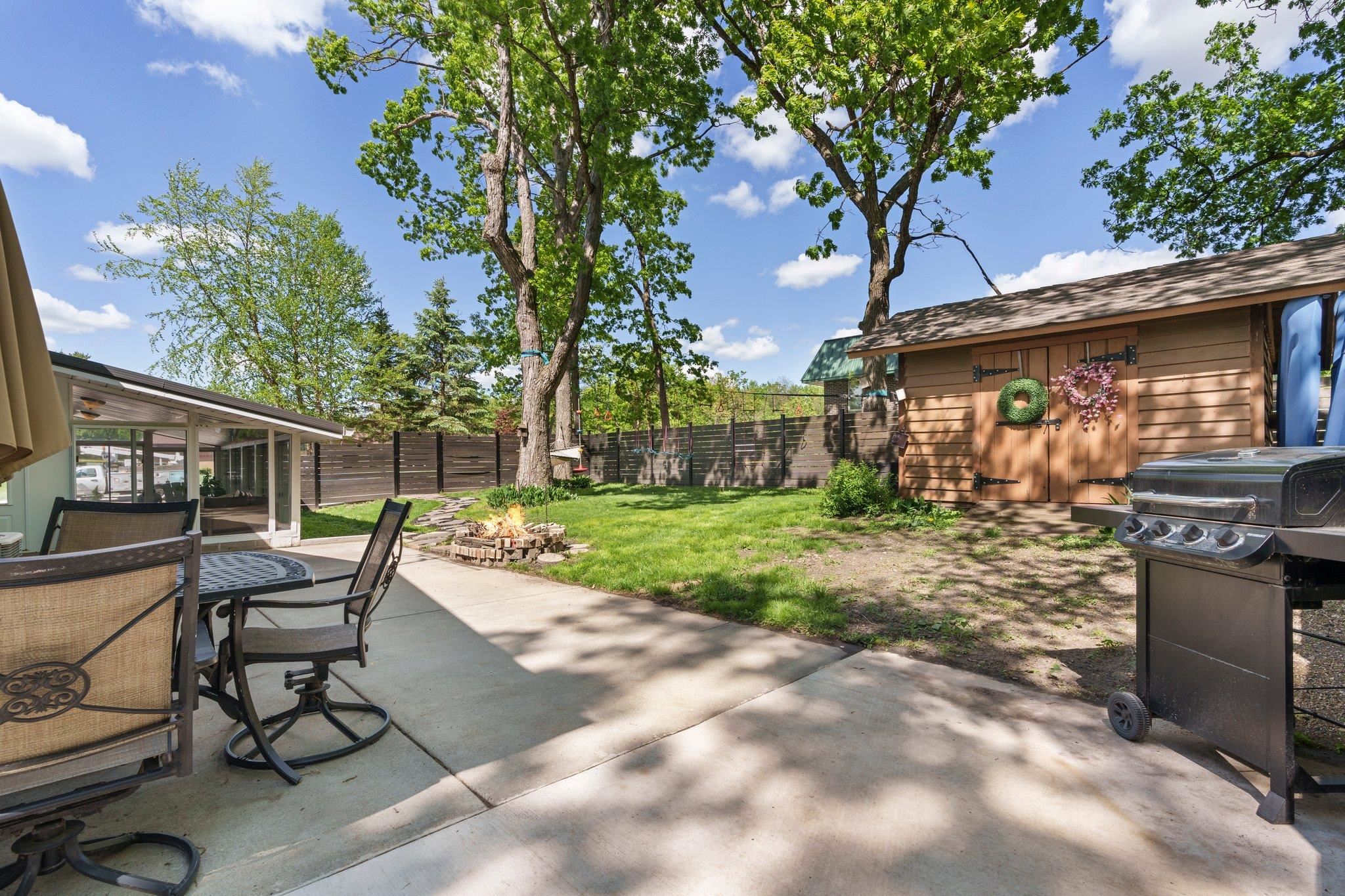 2405 Woodcrest Drive