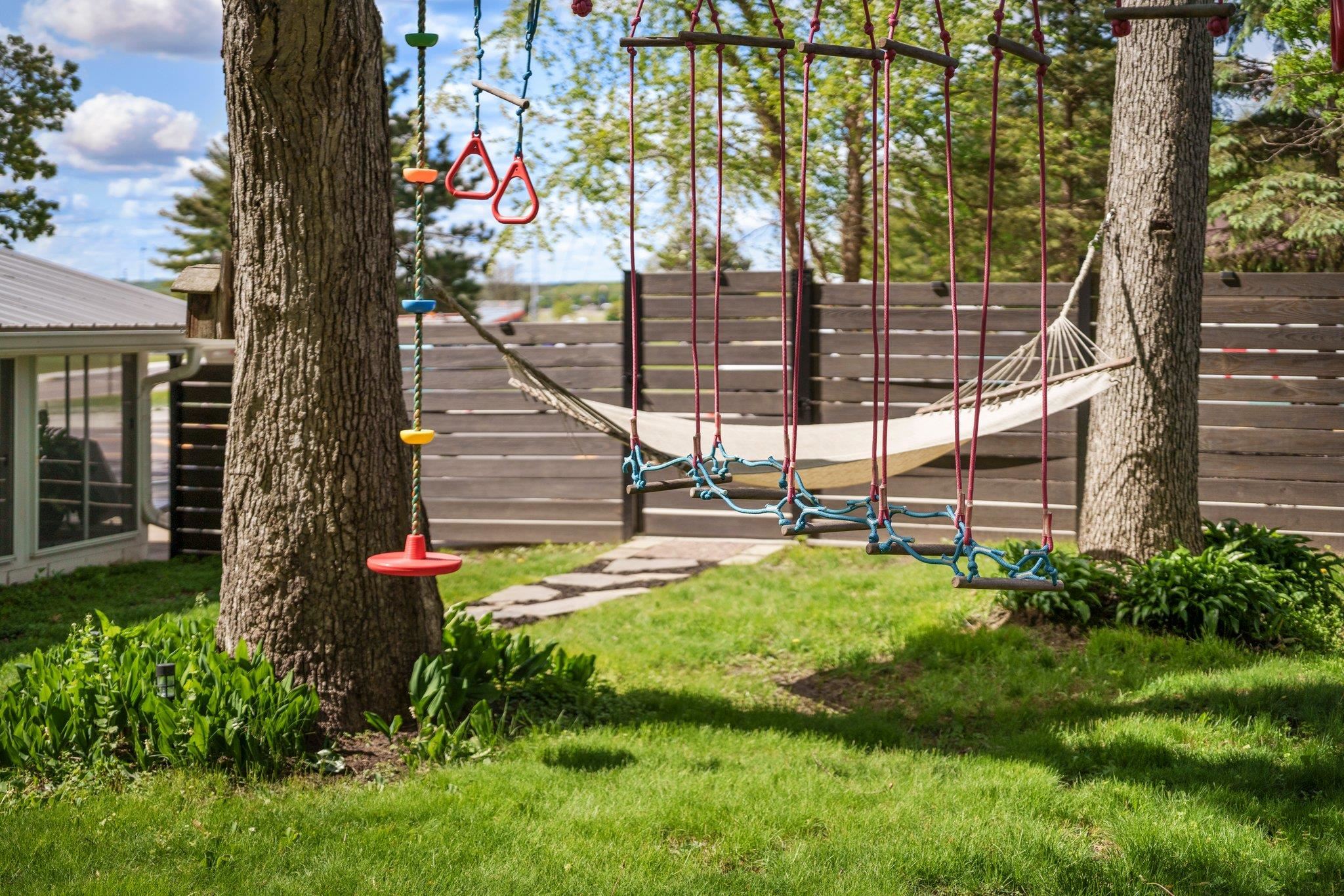 2405 Woodcrest Drive