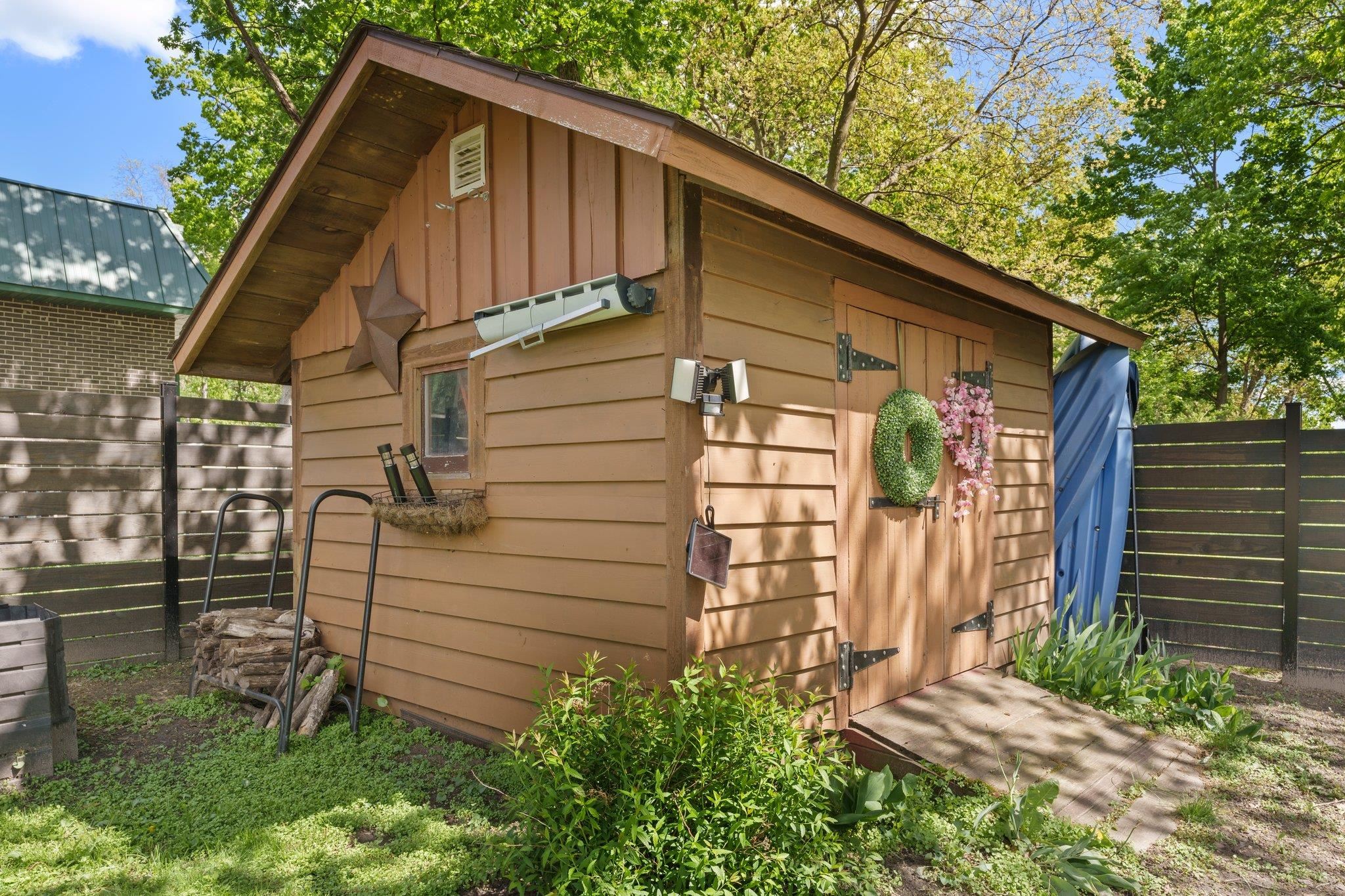 2405 Woodcrest Drive