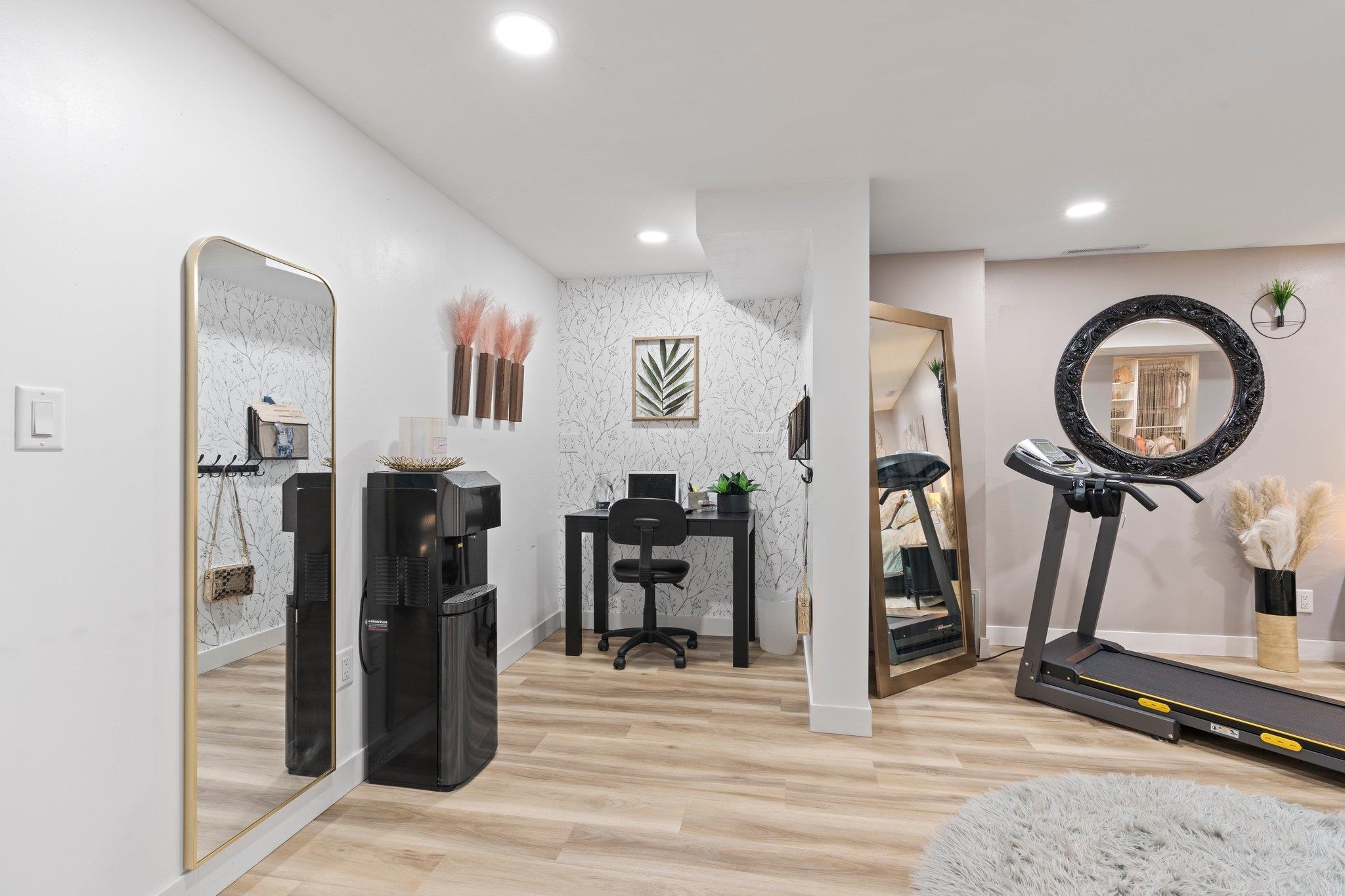 2405 Woodcrest Drive