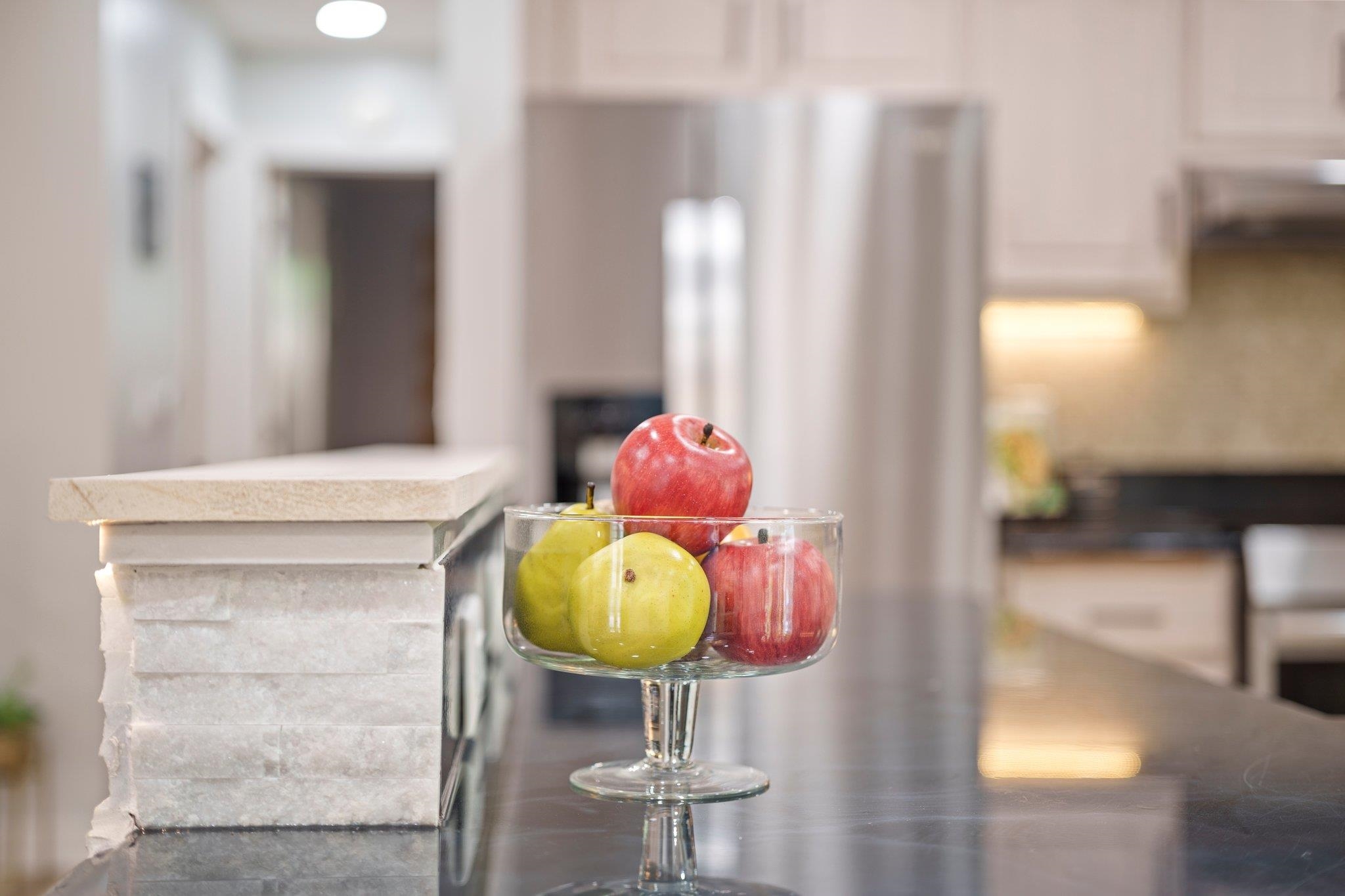 2405 Woodcrest Drive