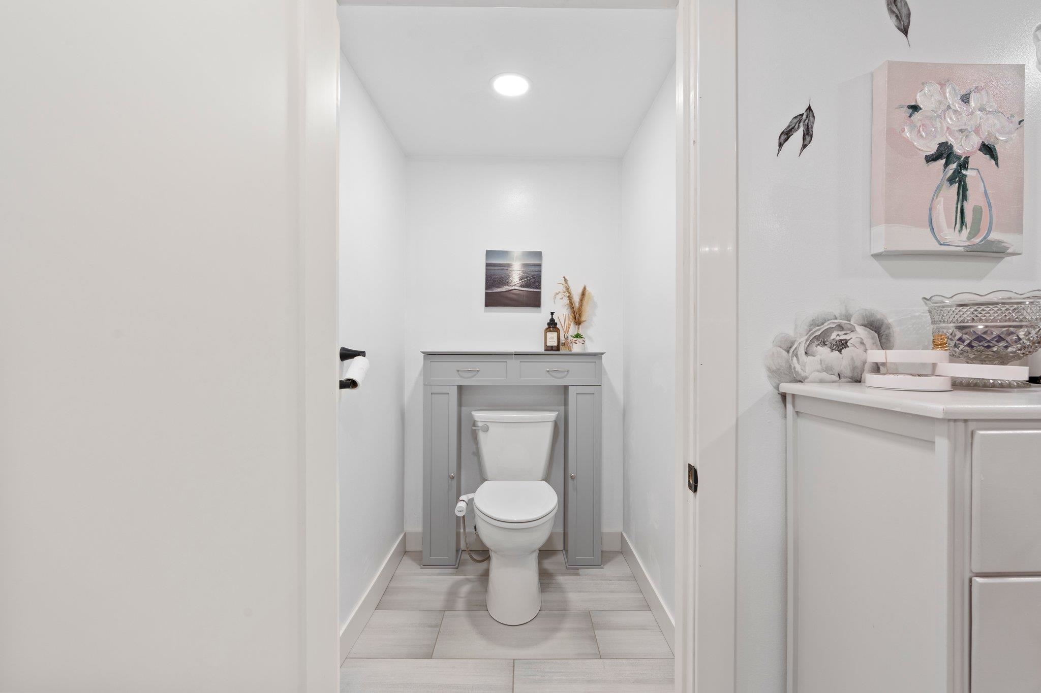 2405 Woodcrest Drive