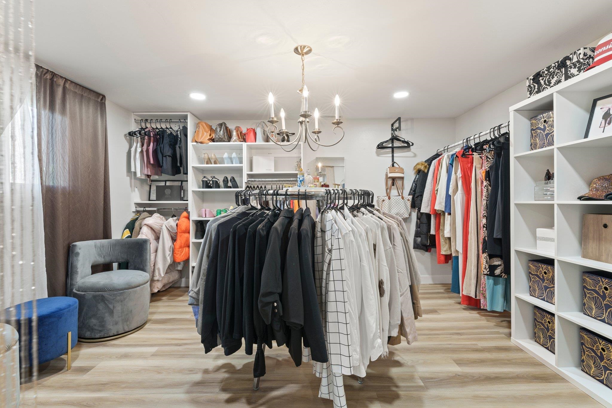 2405 Woodcrest Drive