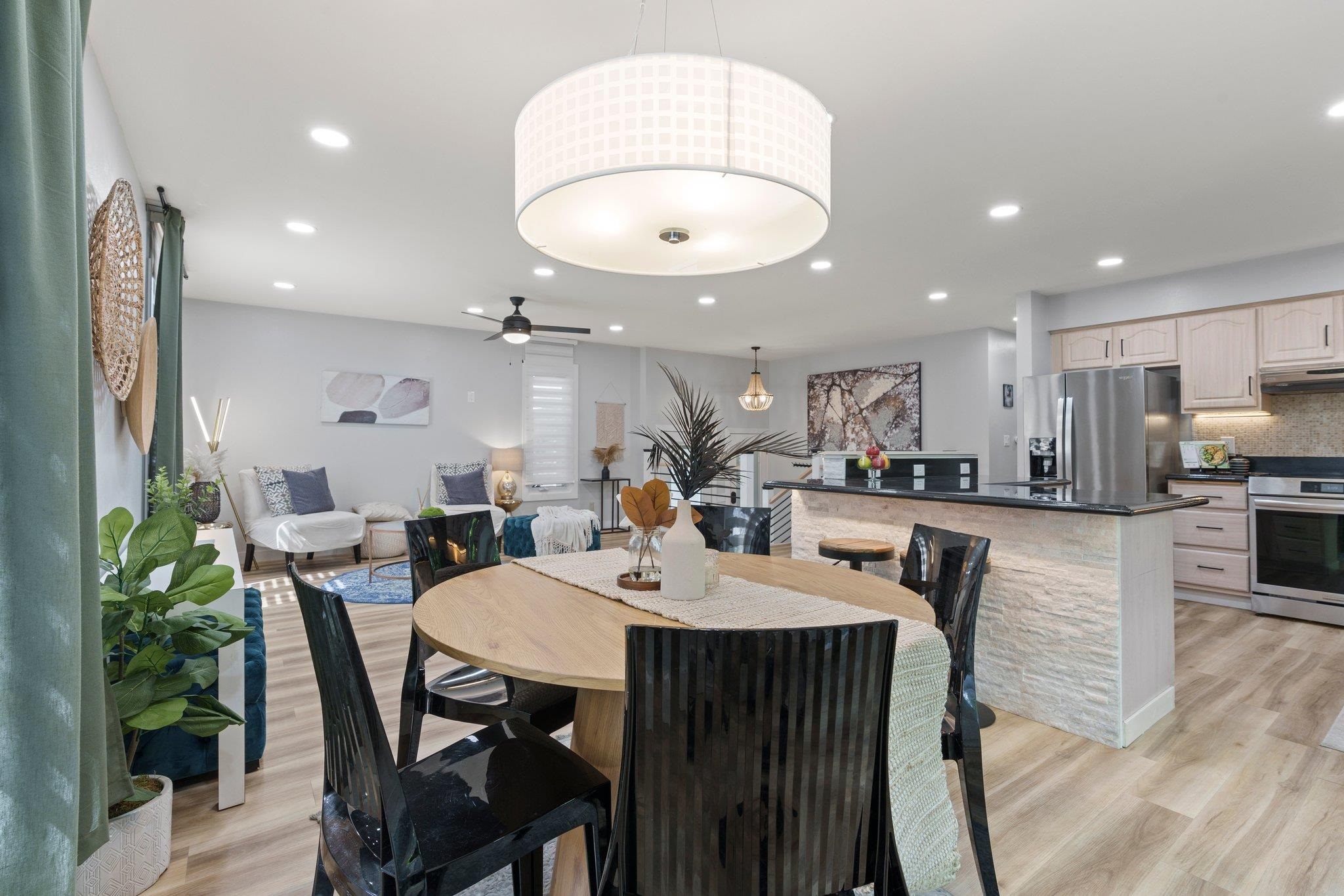 2405 Woodcrest Drive