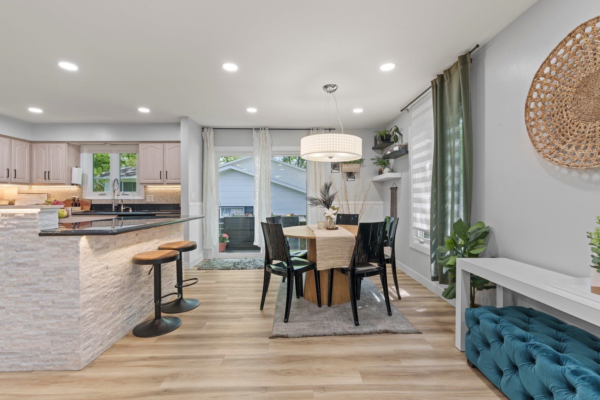 2405 Woodcrest Drive