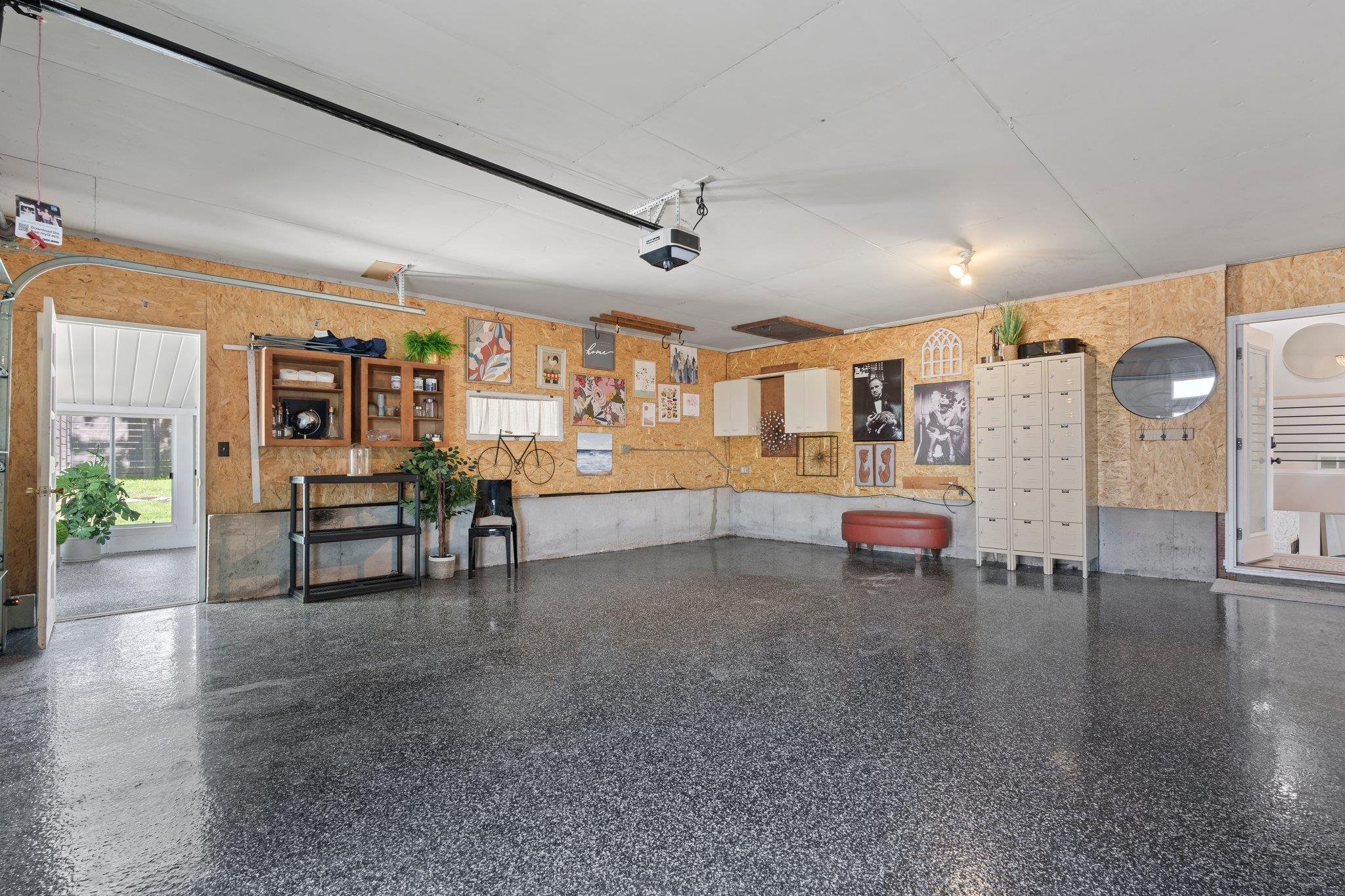 2405 Woodcrest Drive