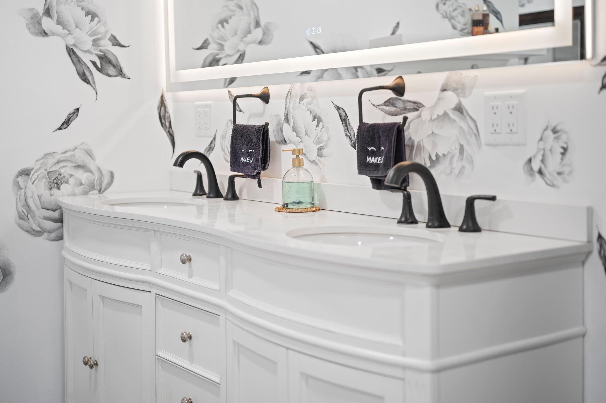 2405 Woodcrest Drive