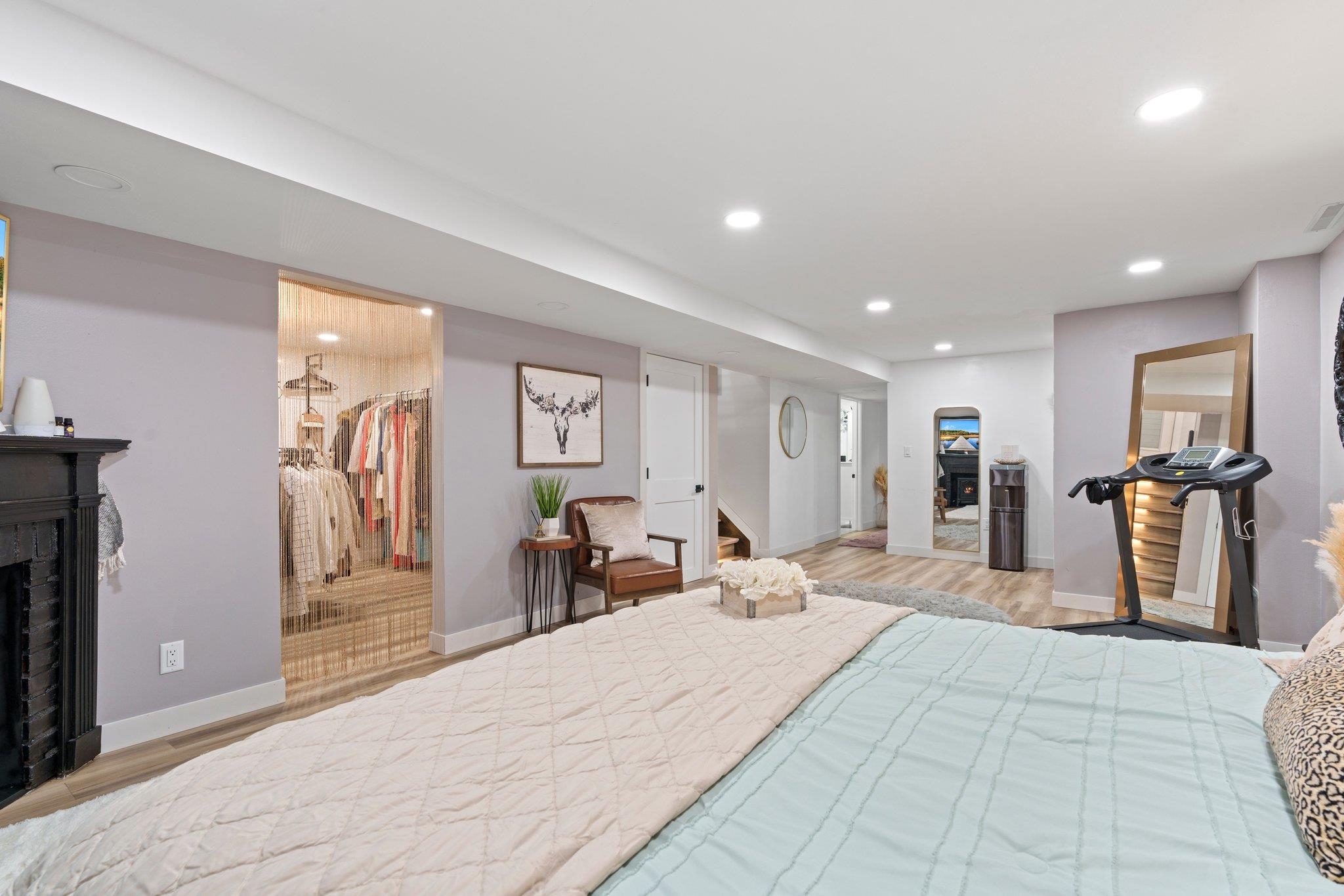 2405 Woodcrest Drive