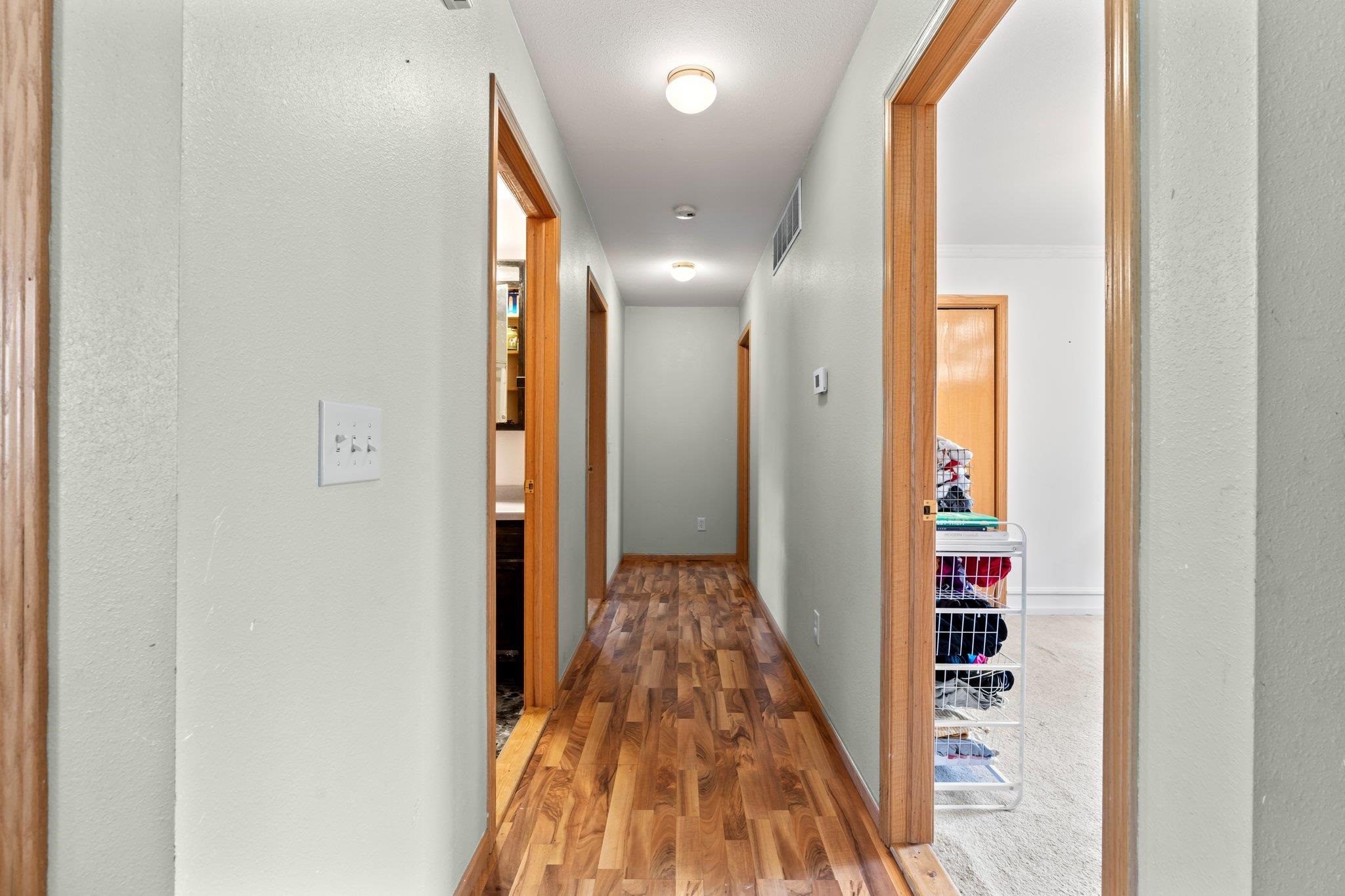 554 N Harvard Avenue