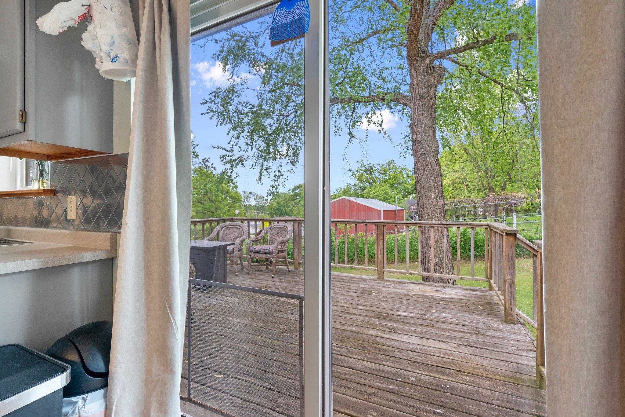 554 N Harvard Avenue