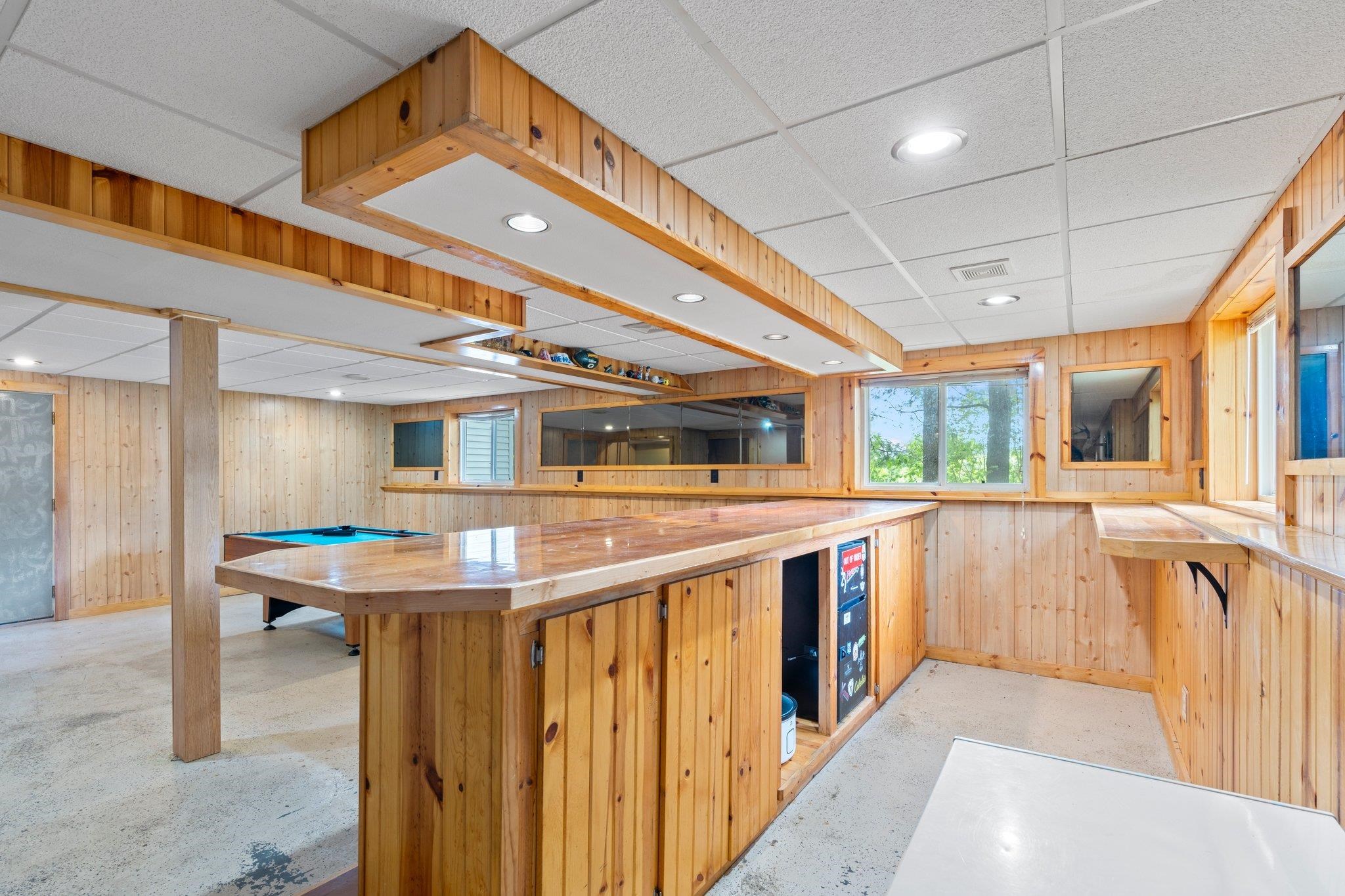 554 N Harvard Avenue