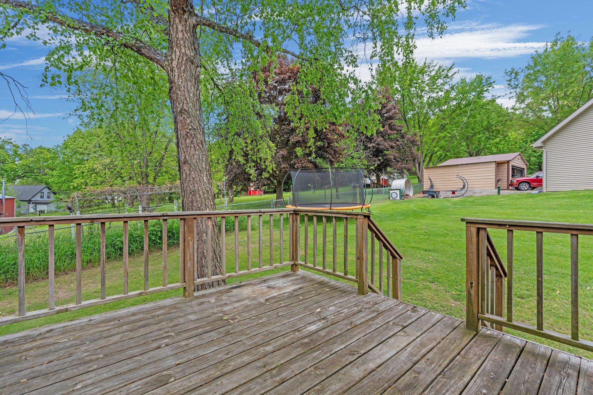 554 N Harvard Avenue