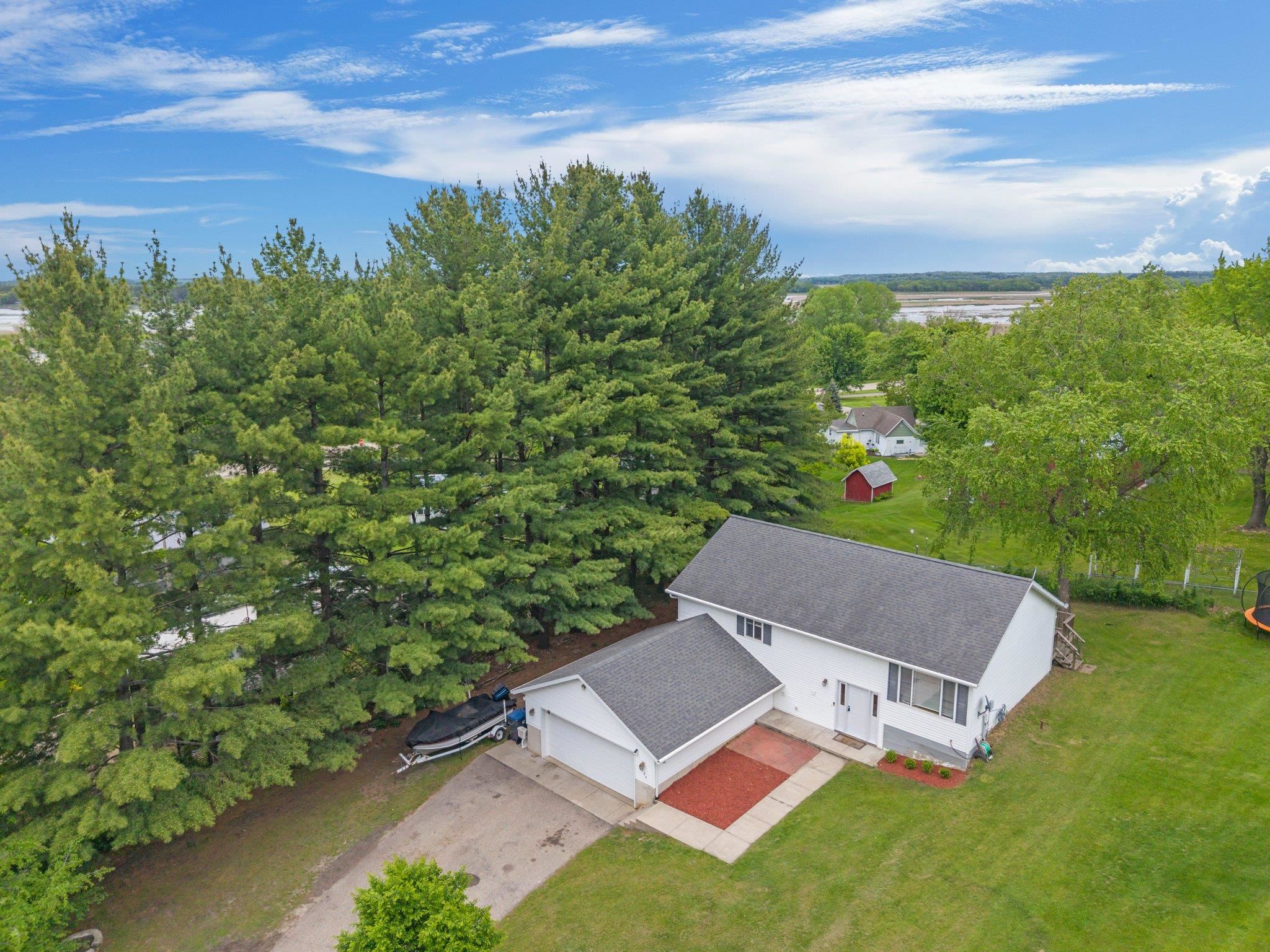 554 N Harvard Avenue