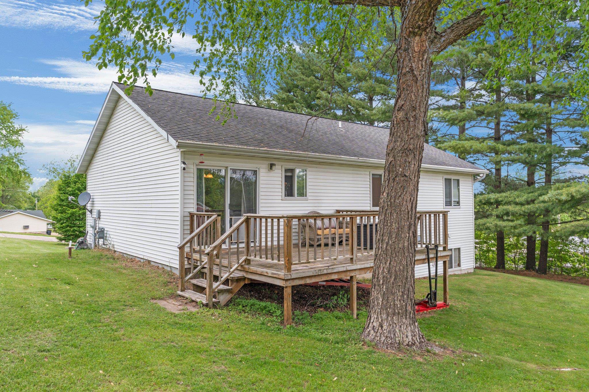 554 N Harvard Avenue