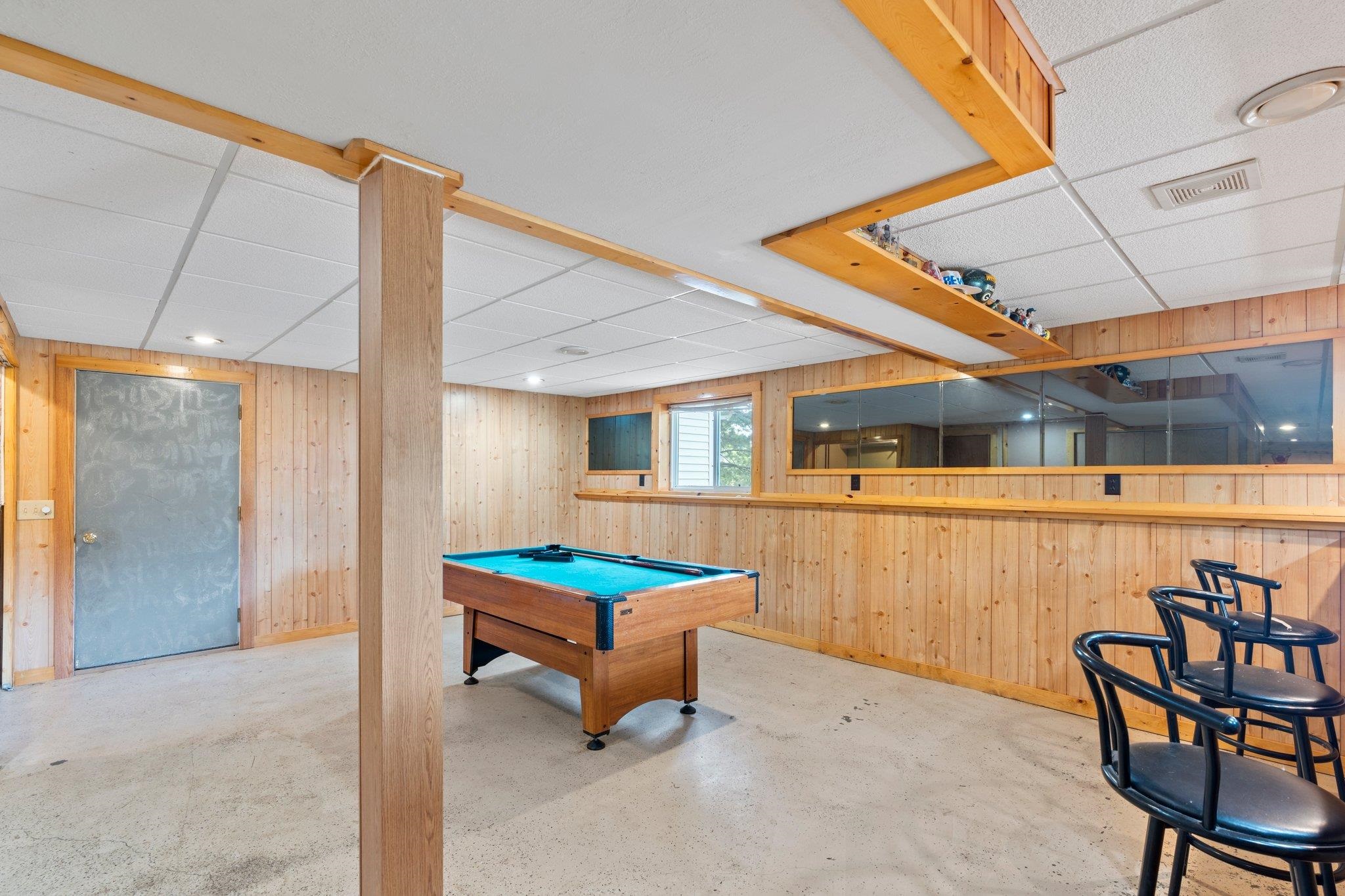 554 N Harvard Avenue