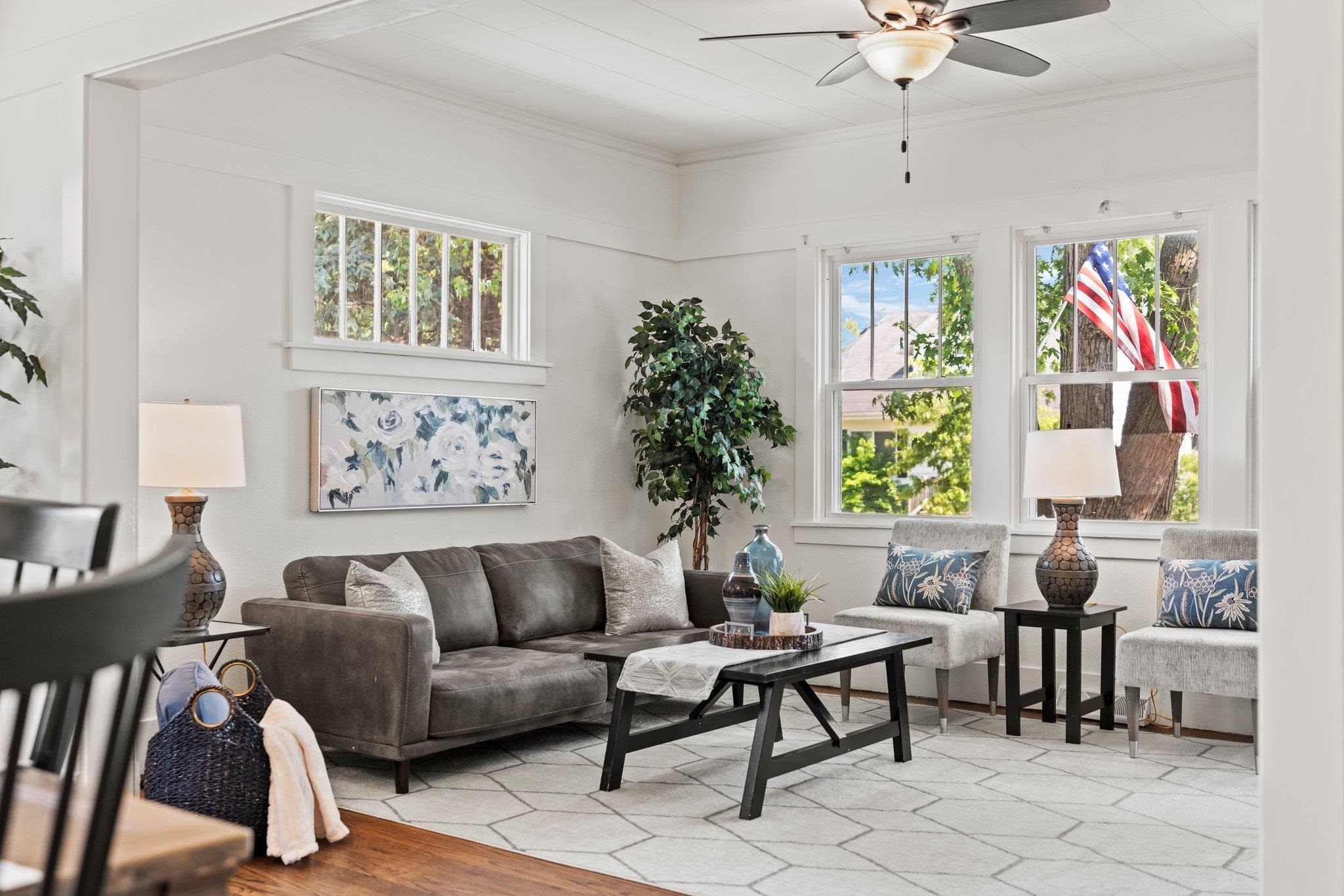 317 E Franklin Street