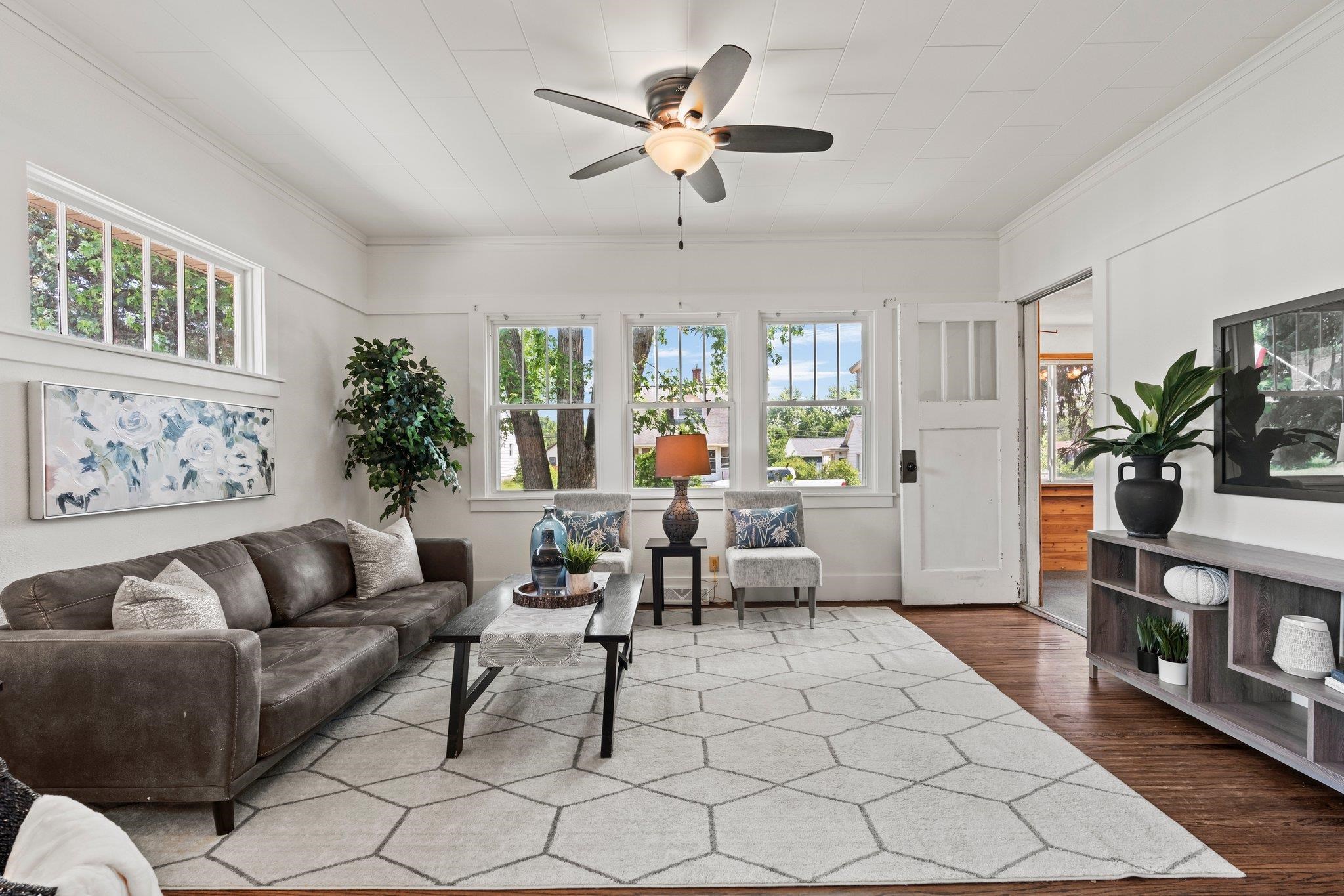 317 E Franklin Street