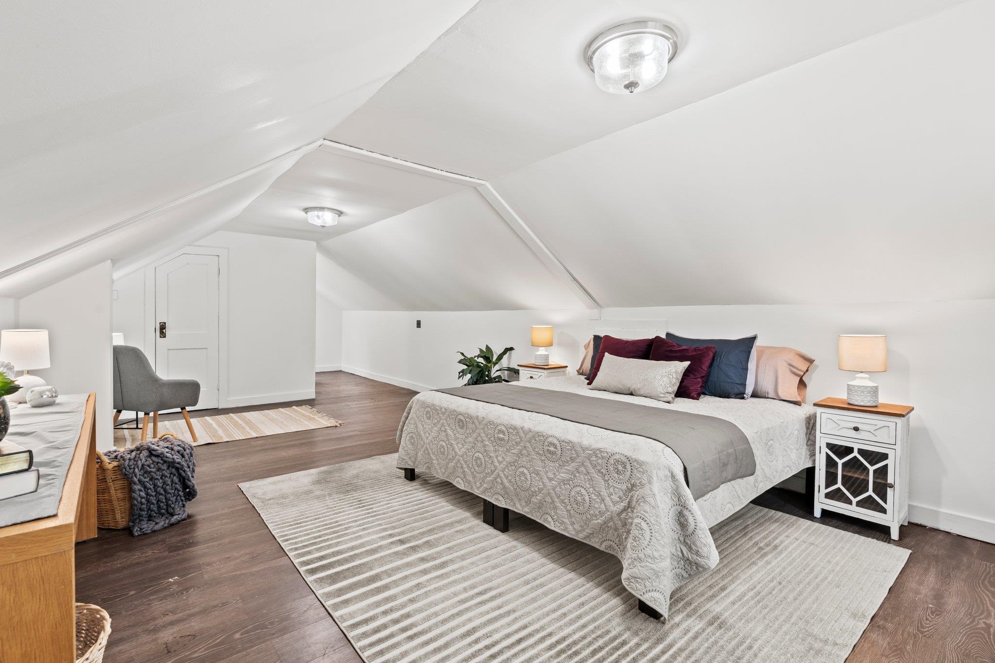 317 E Franklin Street