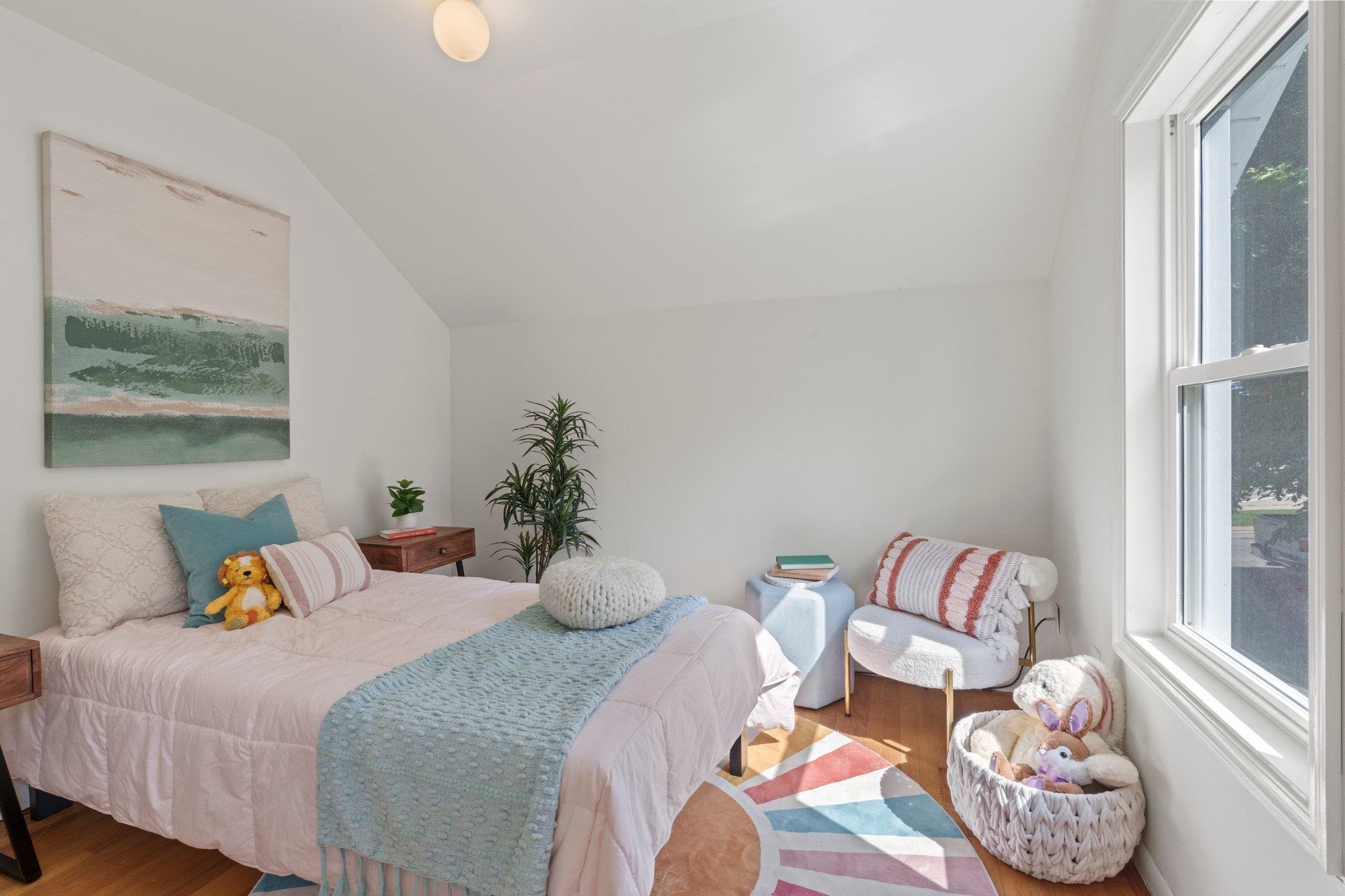 210 W Pleasant Street