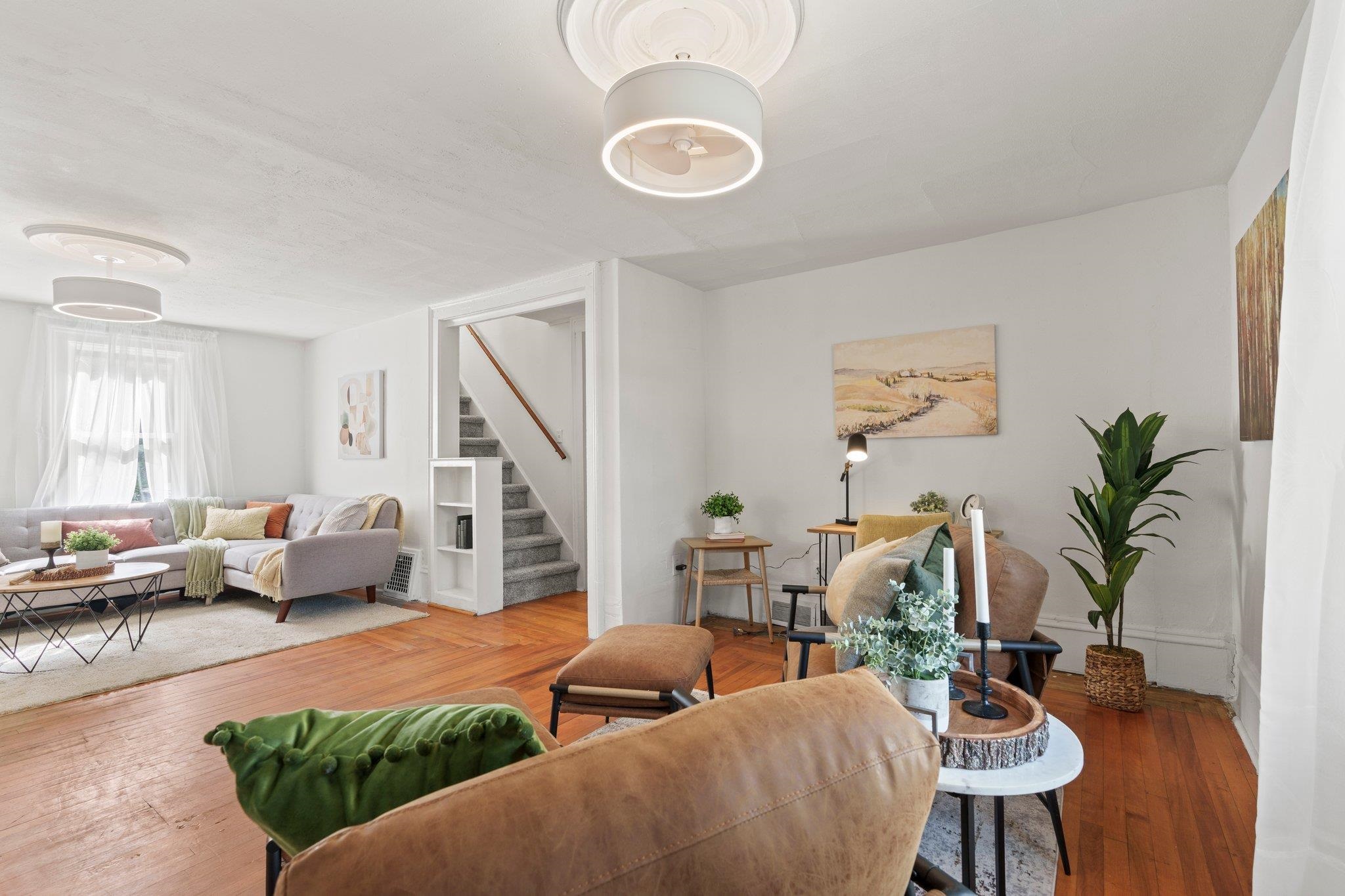 210 W Pleasant Street