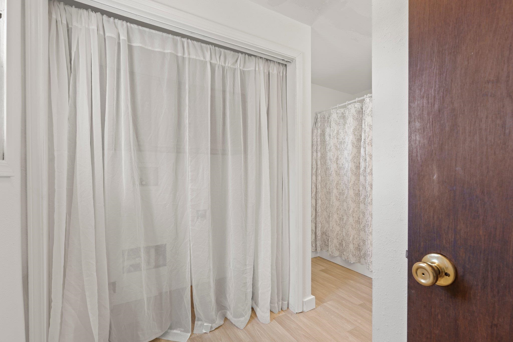 210 W Pleasant Street