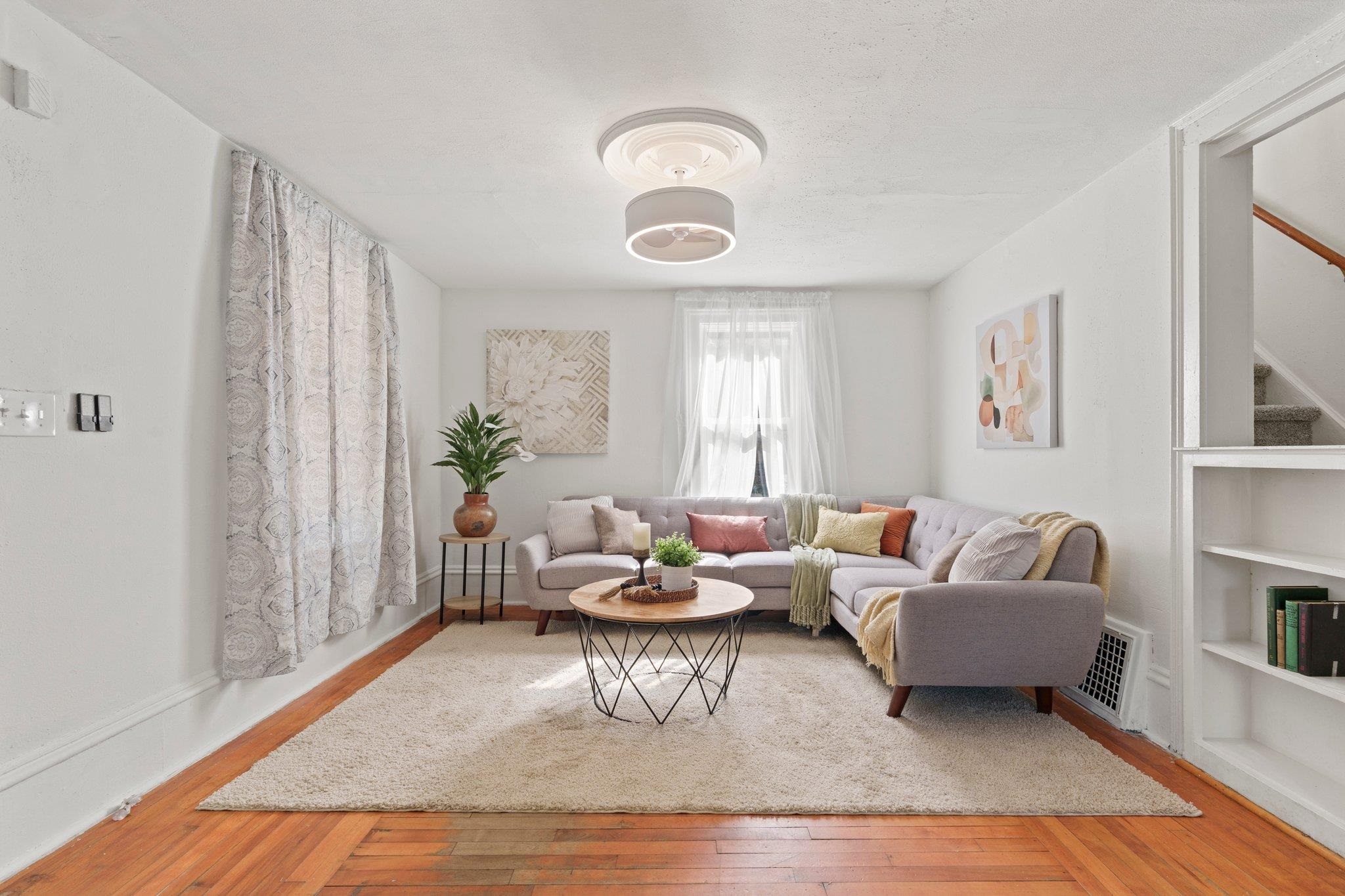 210 W Pleasant Street