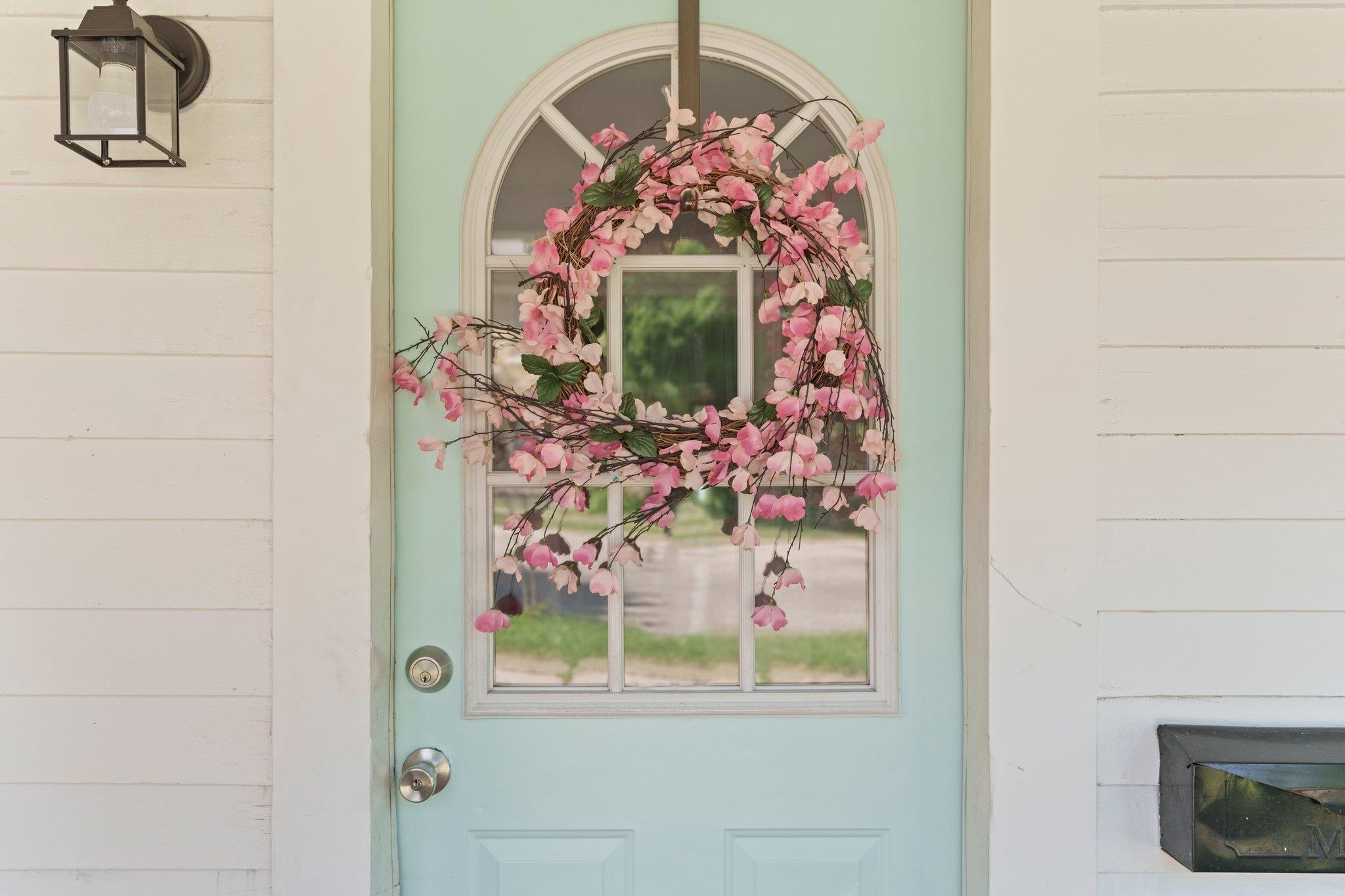 210 W Pleasant Street