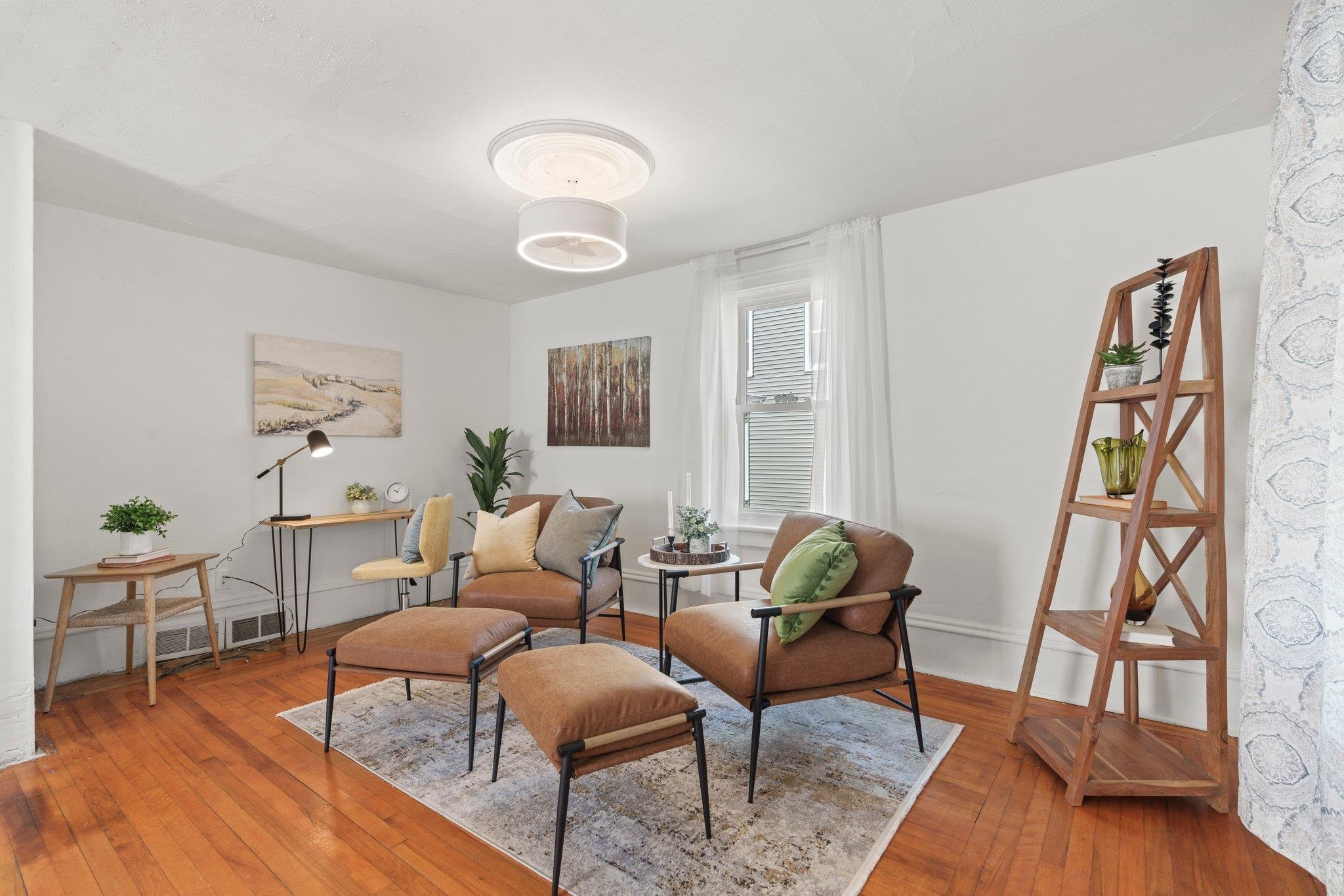 210 W Pleasant Street