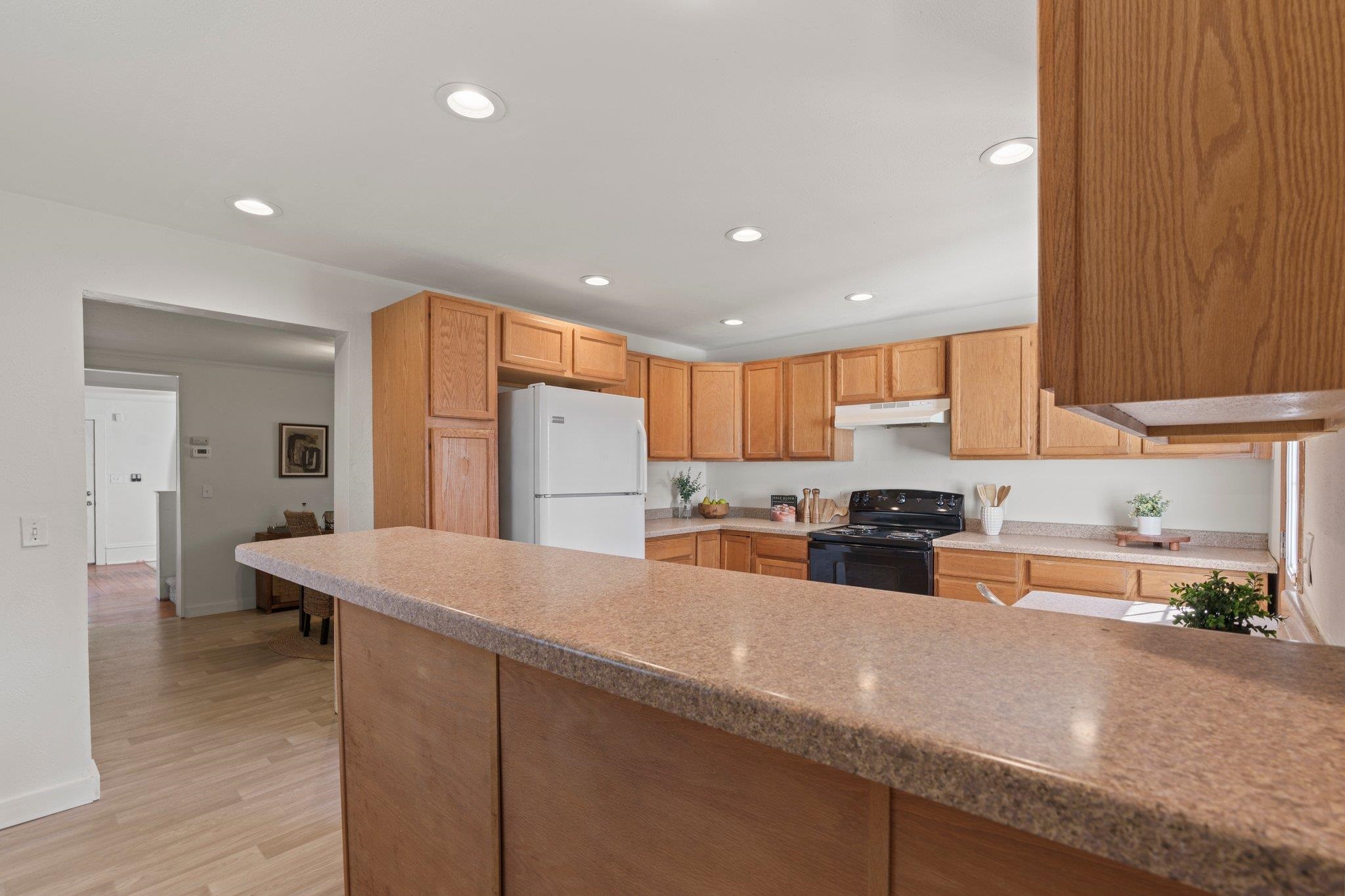 210 W Pleasant Street