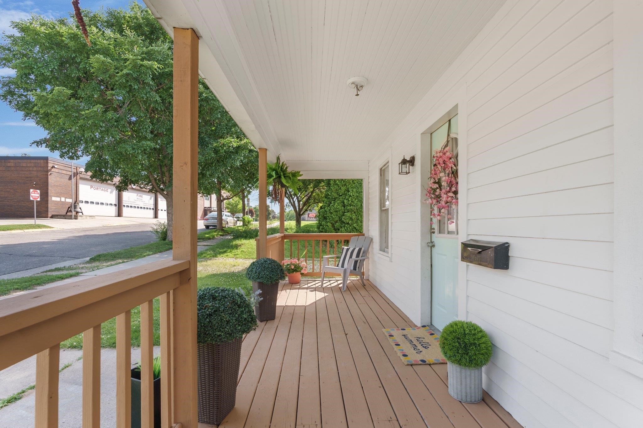 210 W Pleasant Street