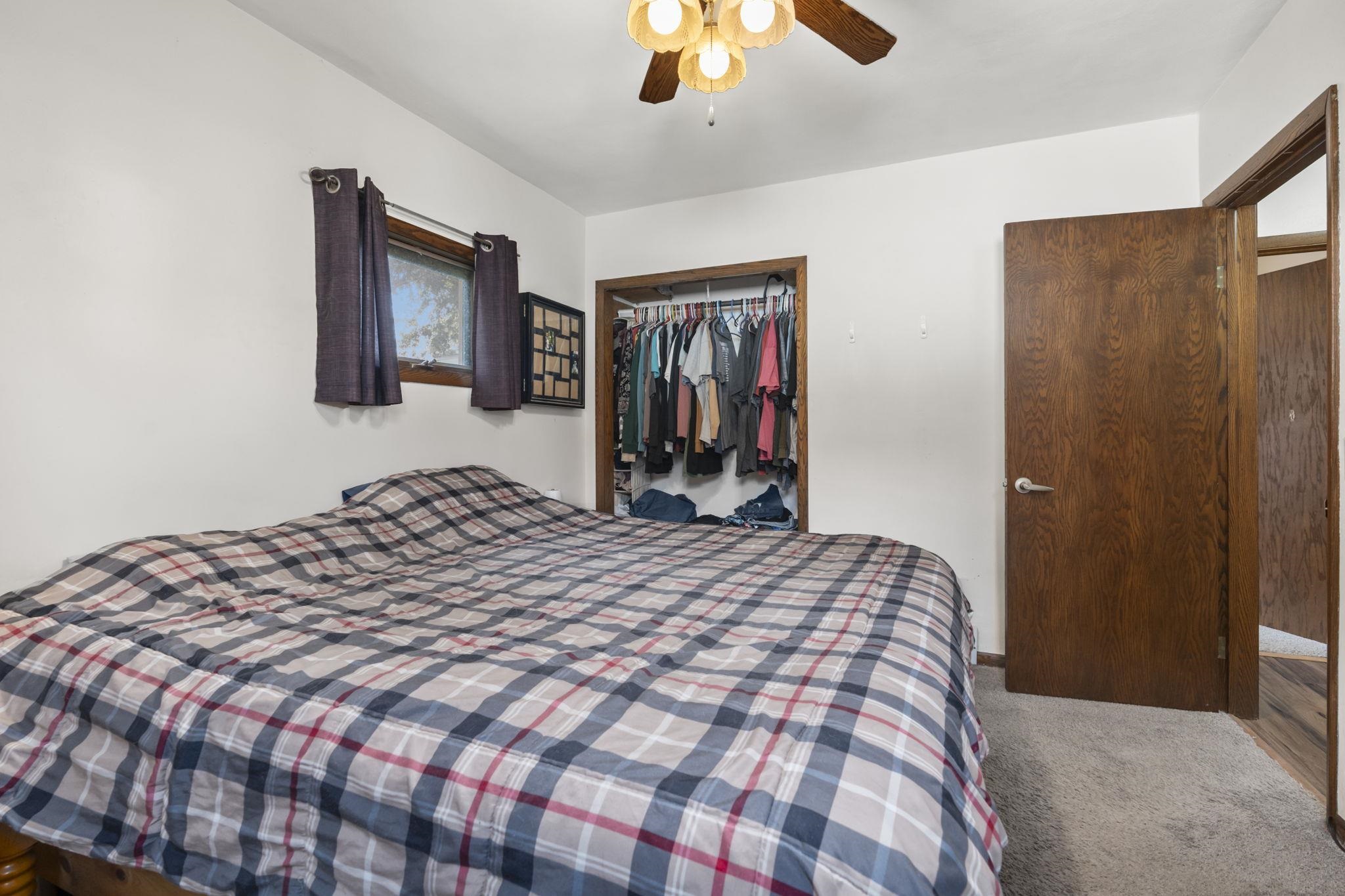 214 W Haertel Street