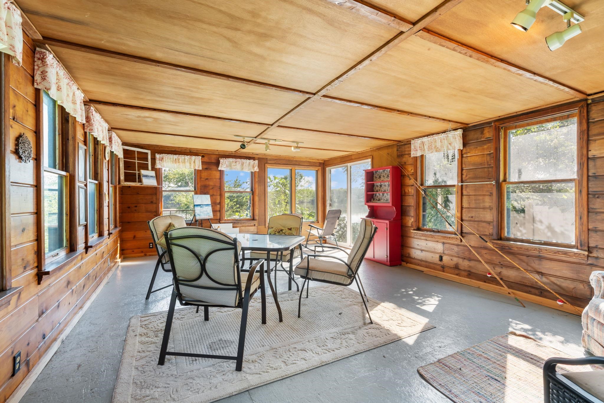 414 W Edgewater Street