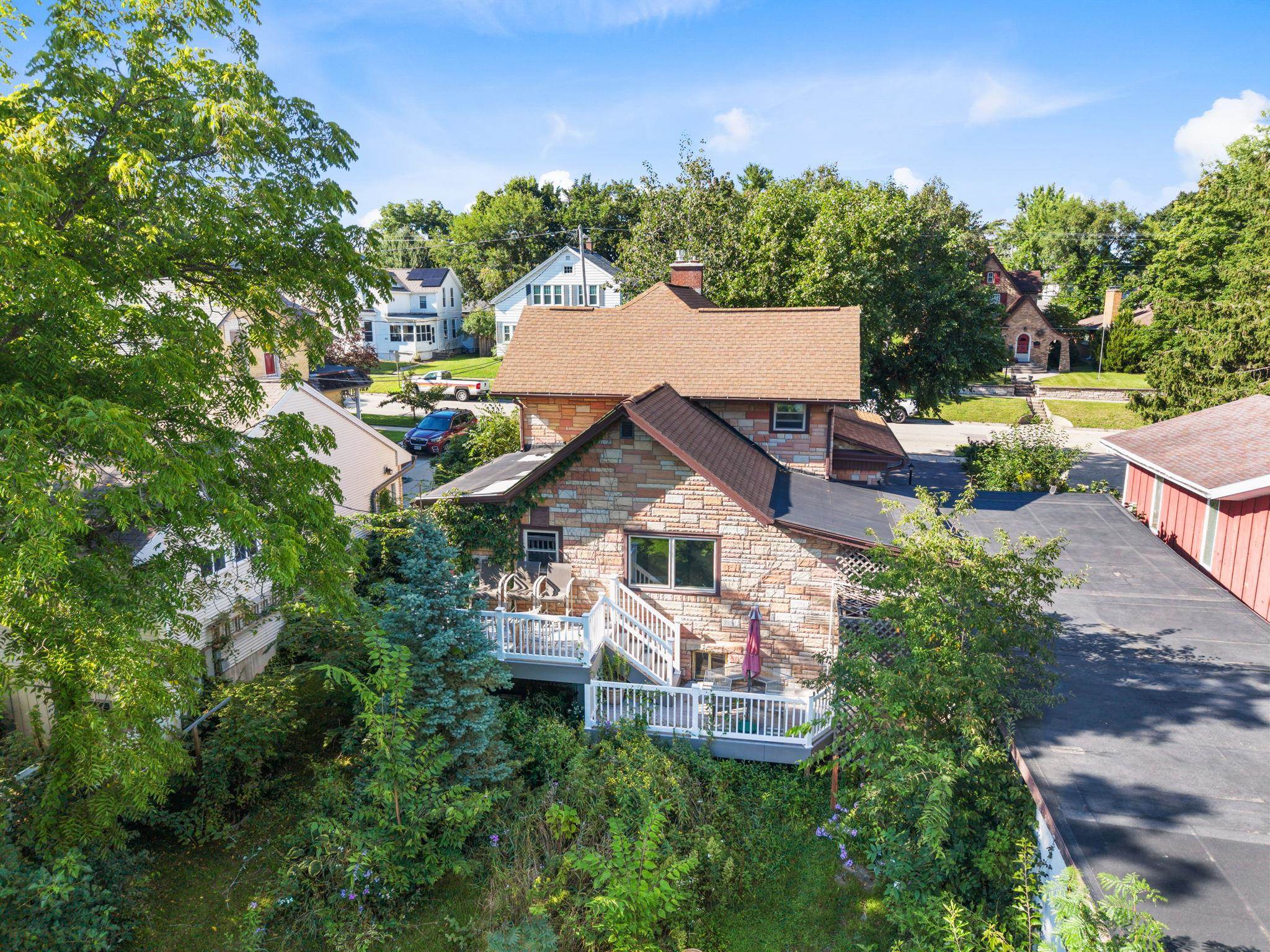 414 W Edgewater Street