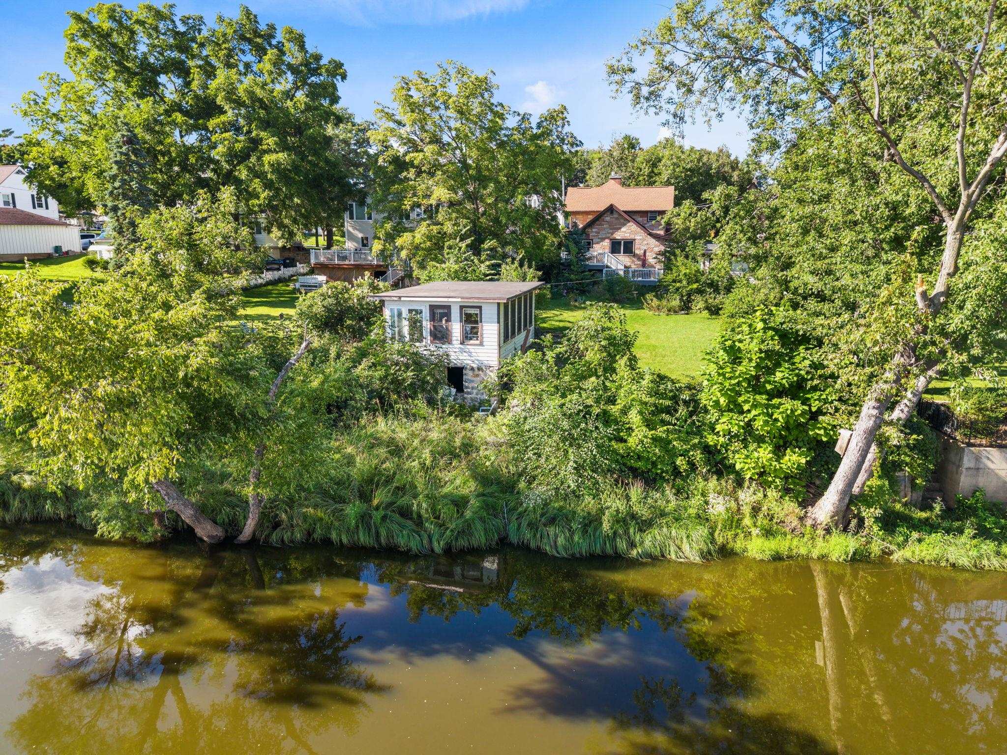 414 W Edgewater Street