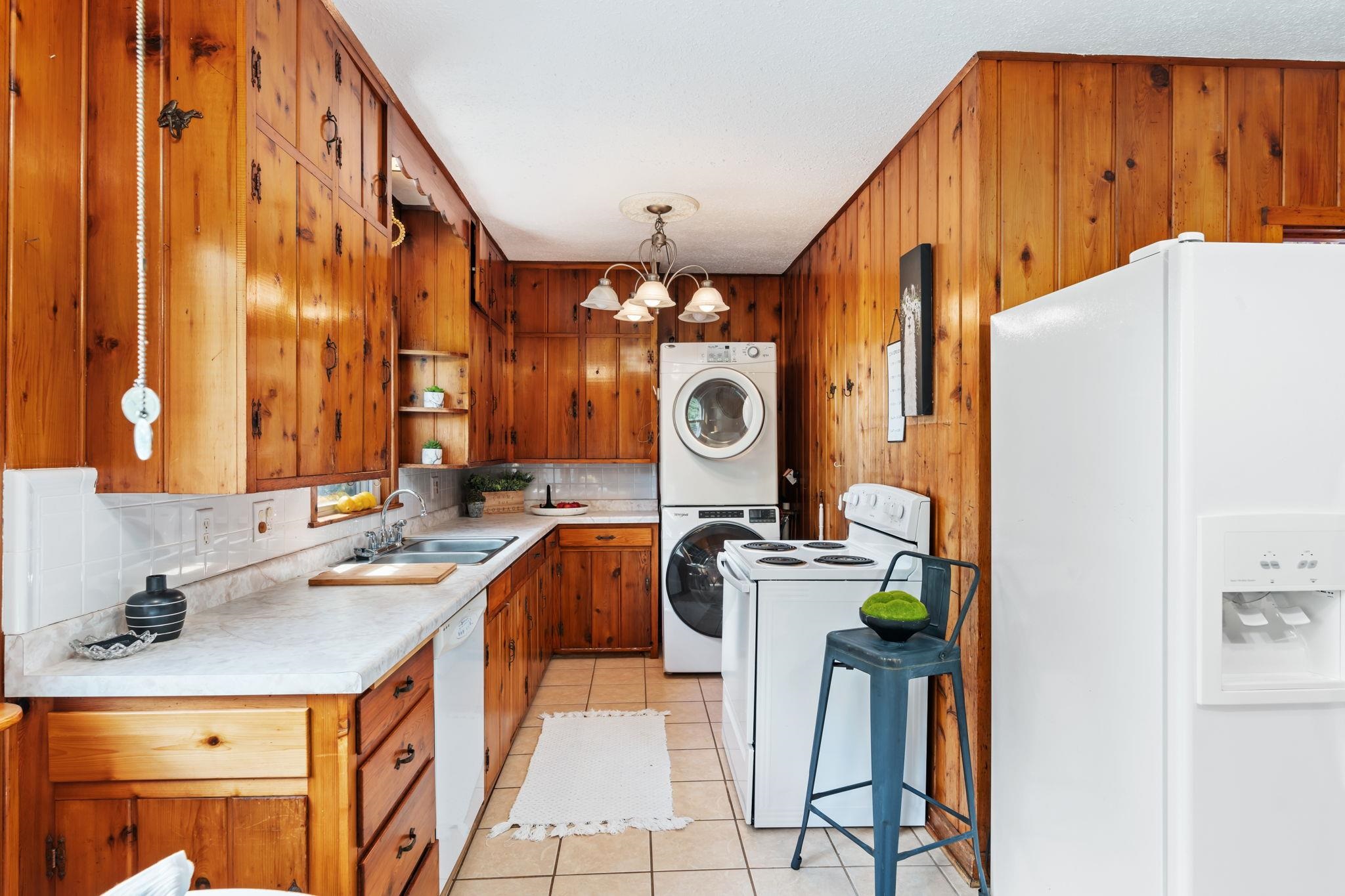 414 W Edgewater Street