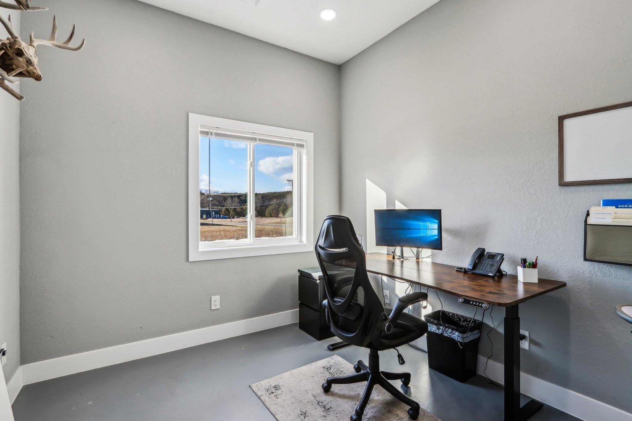 910 Business Park Drive