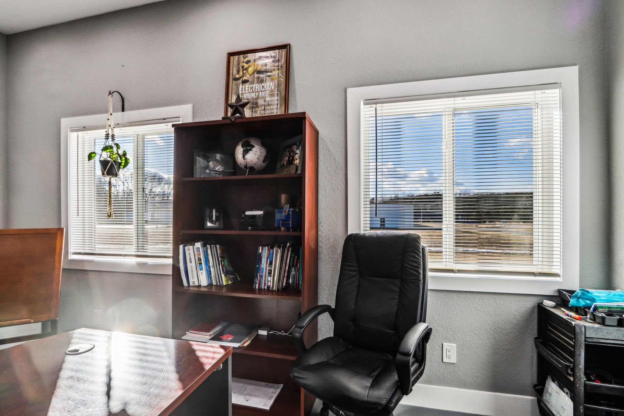 910 Business Park Drive