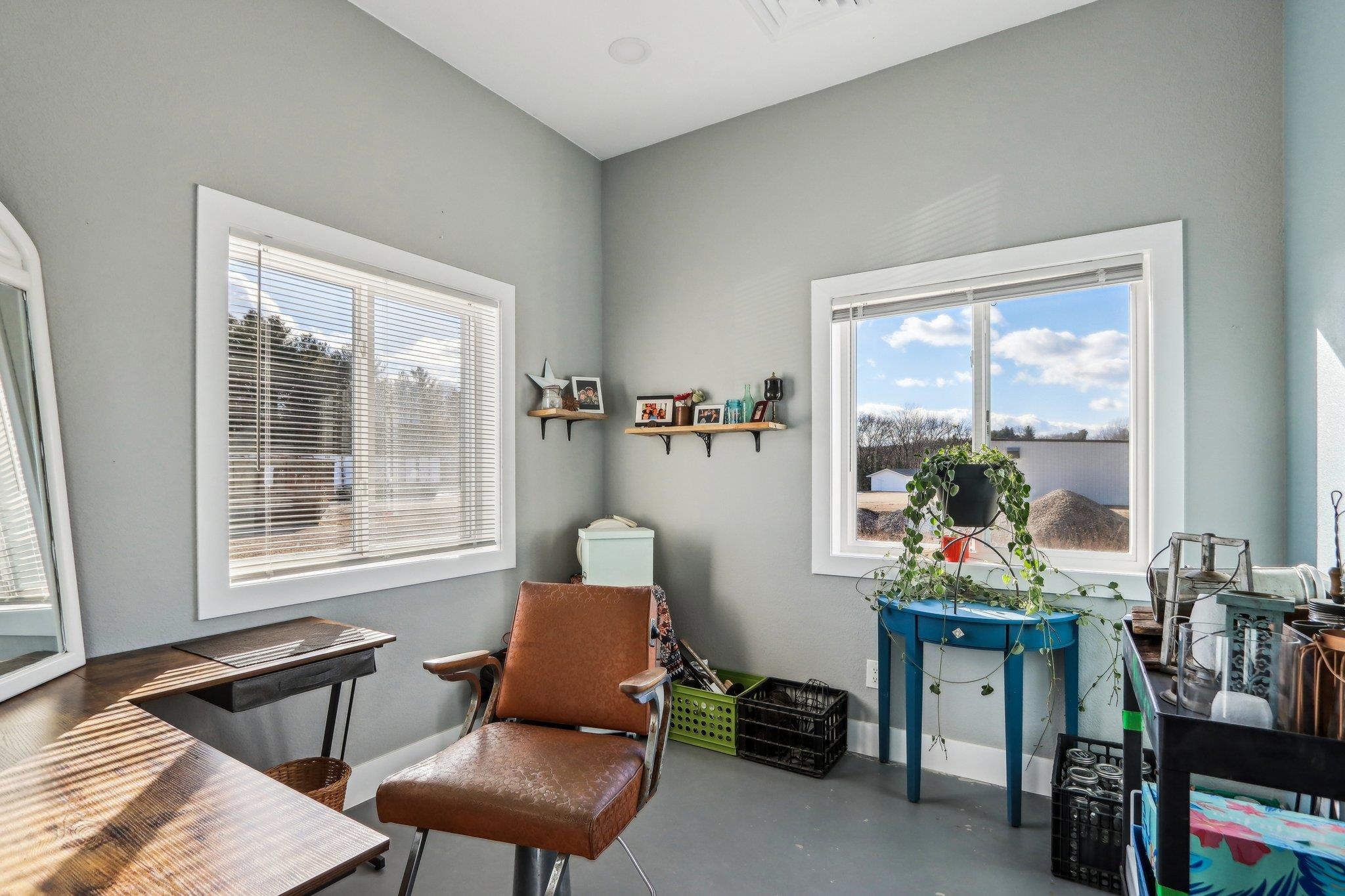 910 Business Park Drive