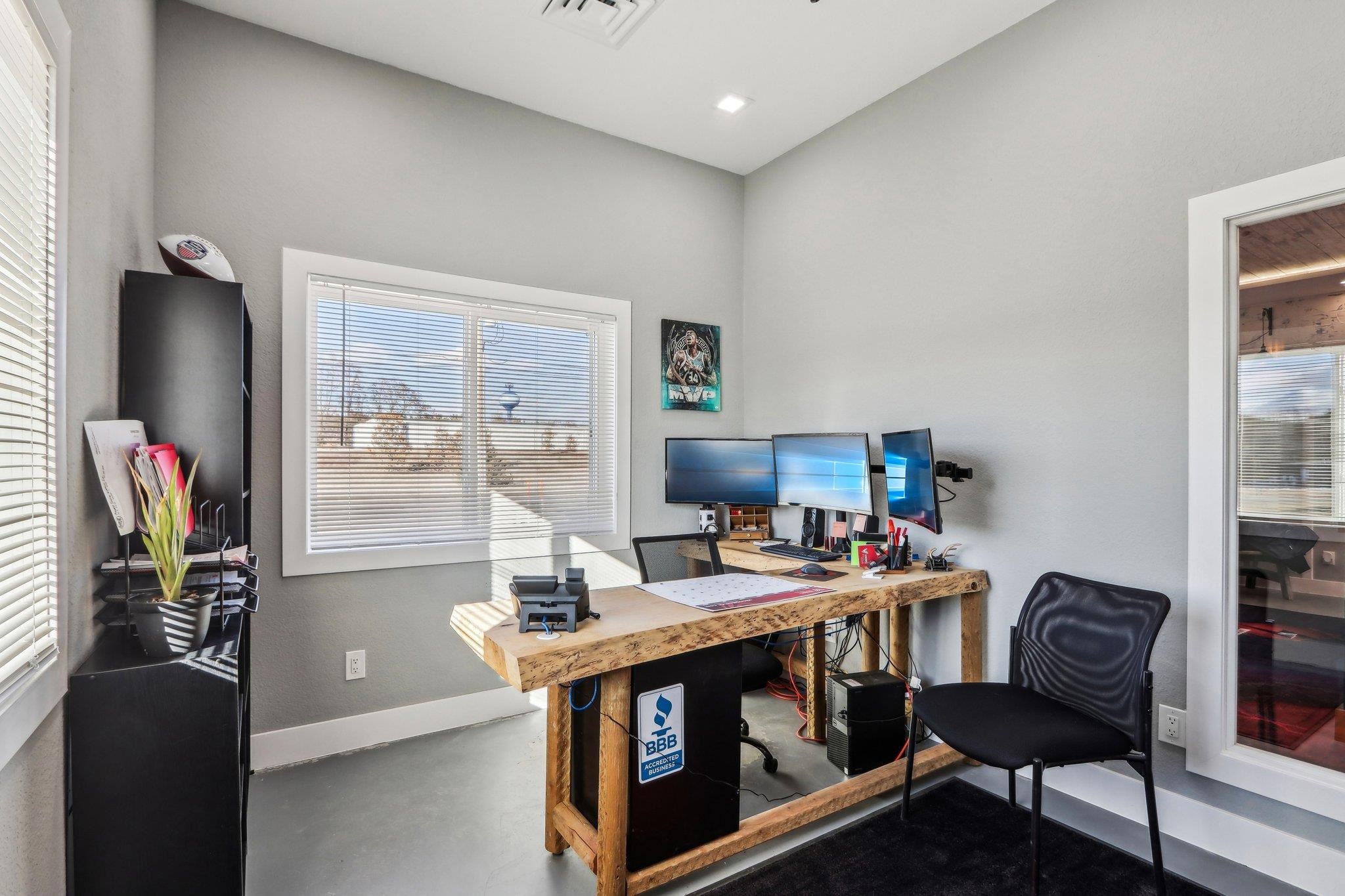 910 Business Park Drive