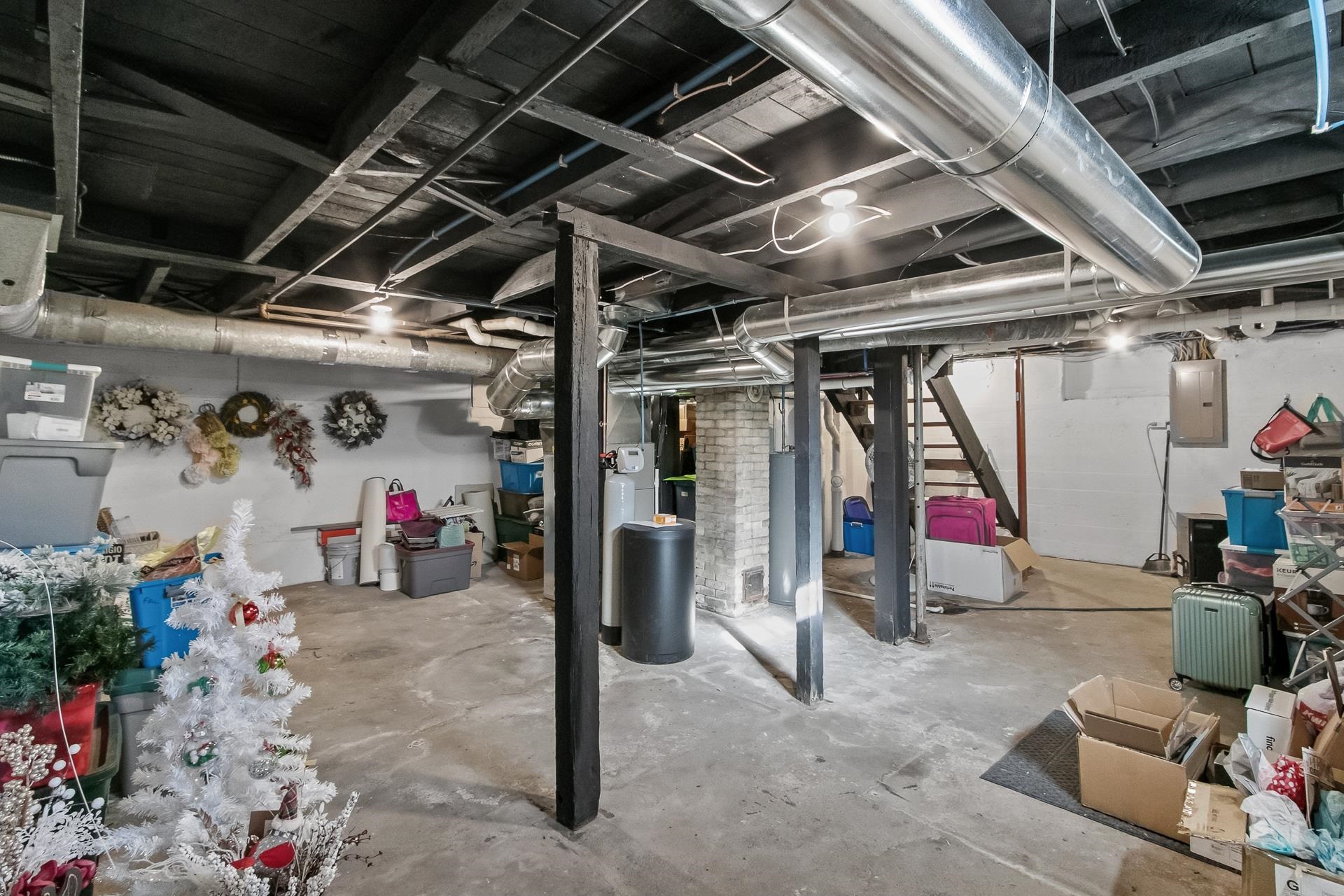 118 N Johnson Street