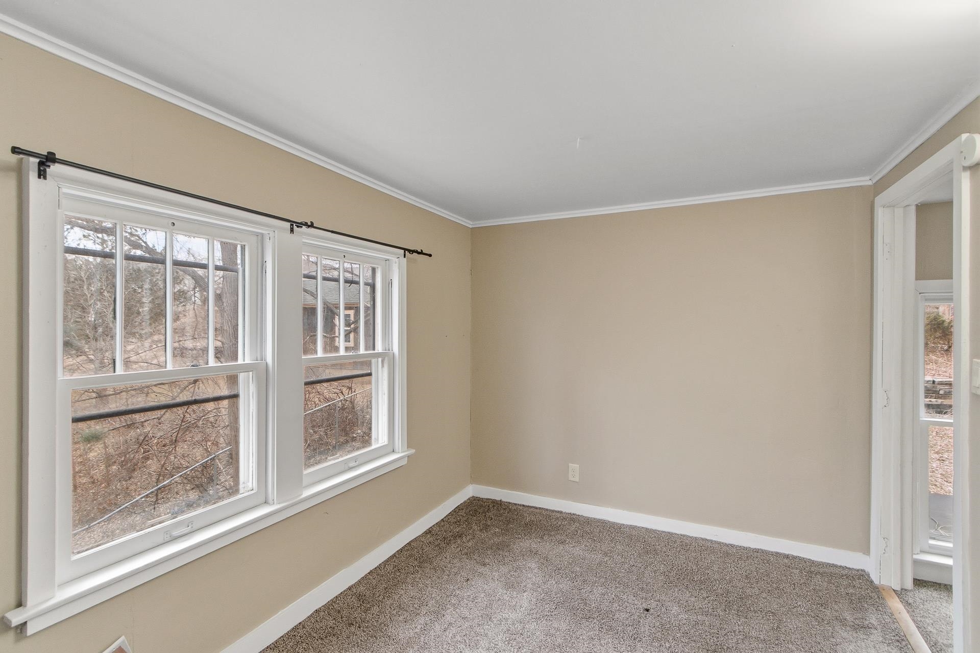 617 E Edgewater Street