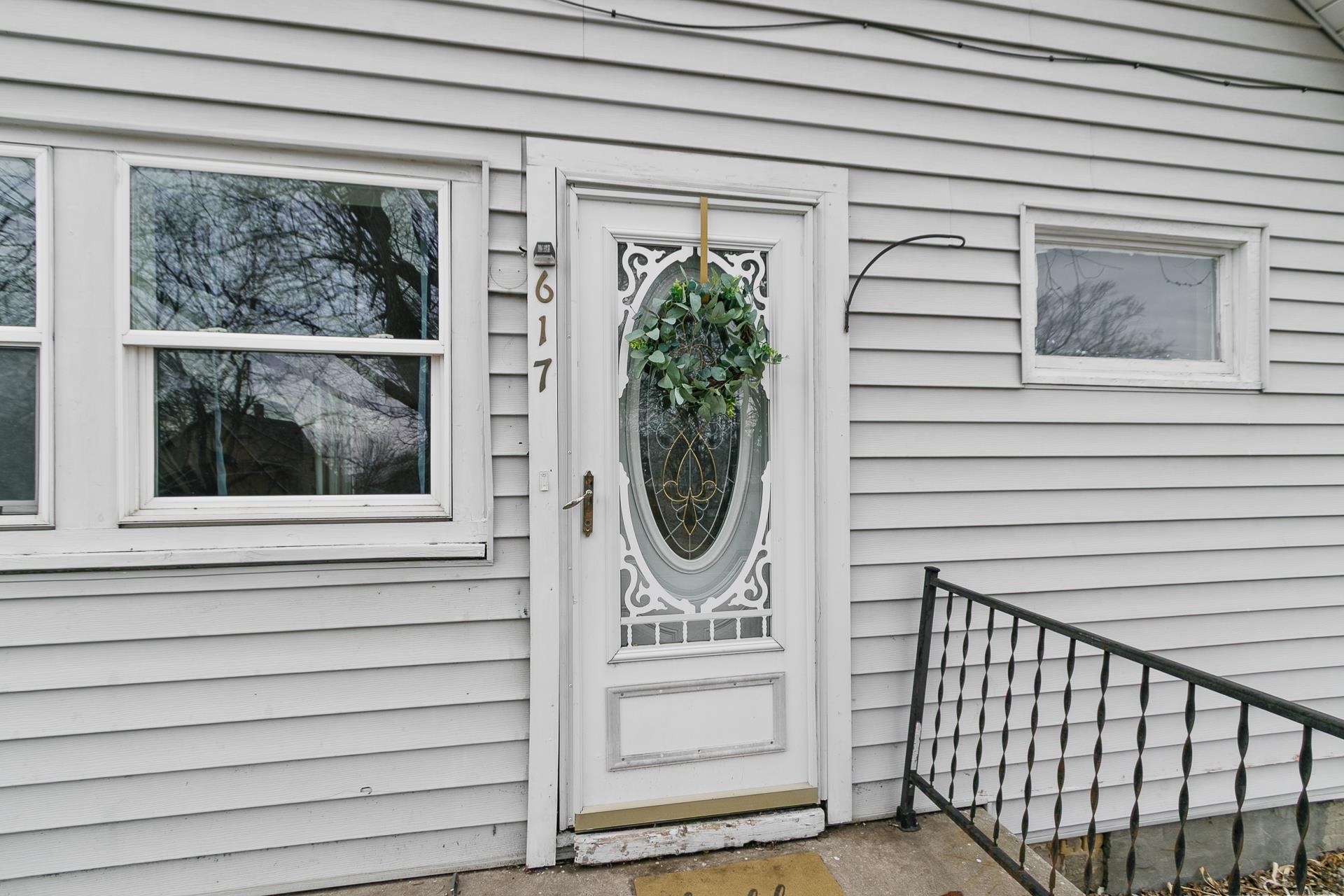 617 E Edgewater Street