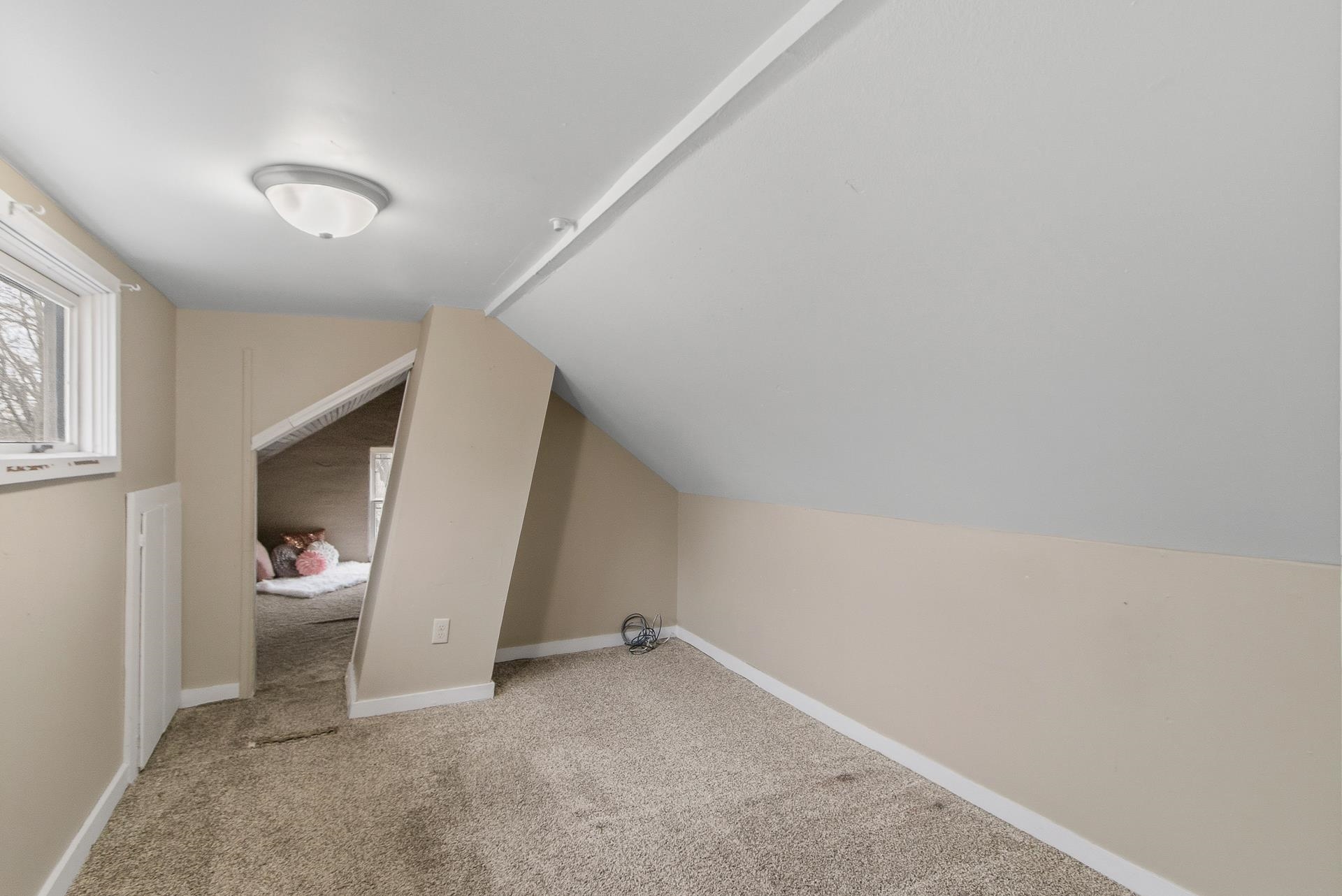 617 E Edgewater Street