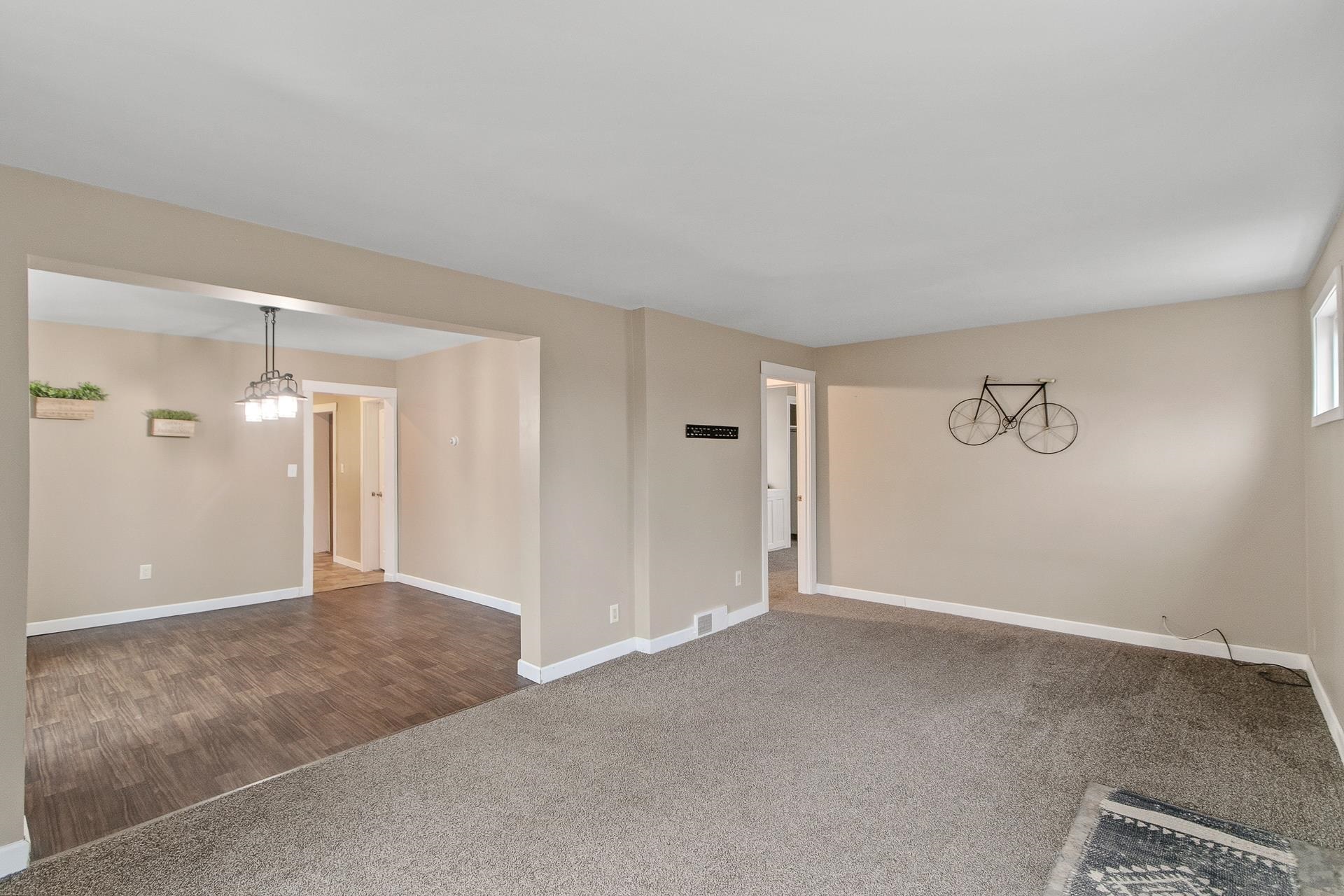 617 E Edgewater Street