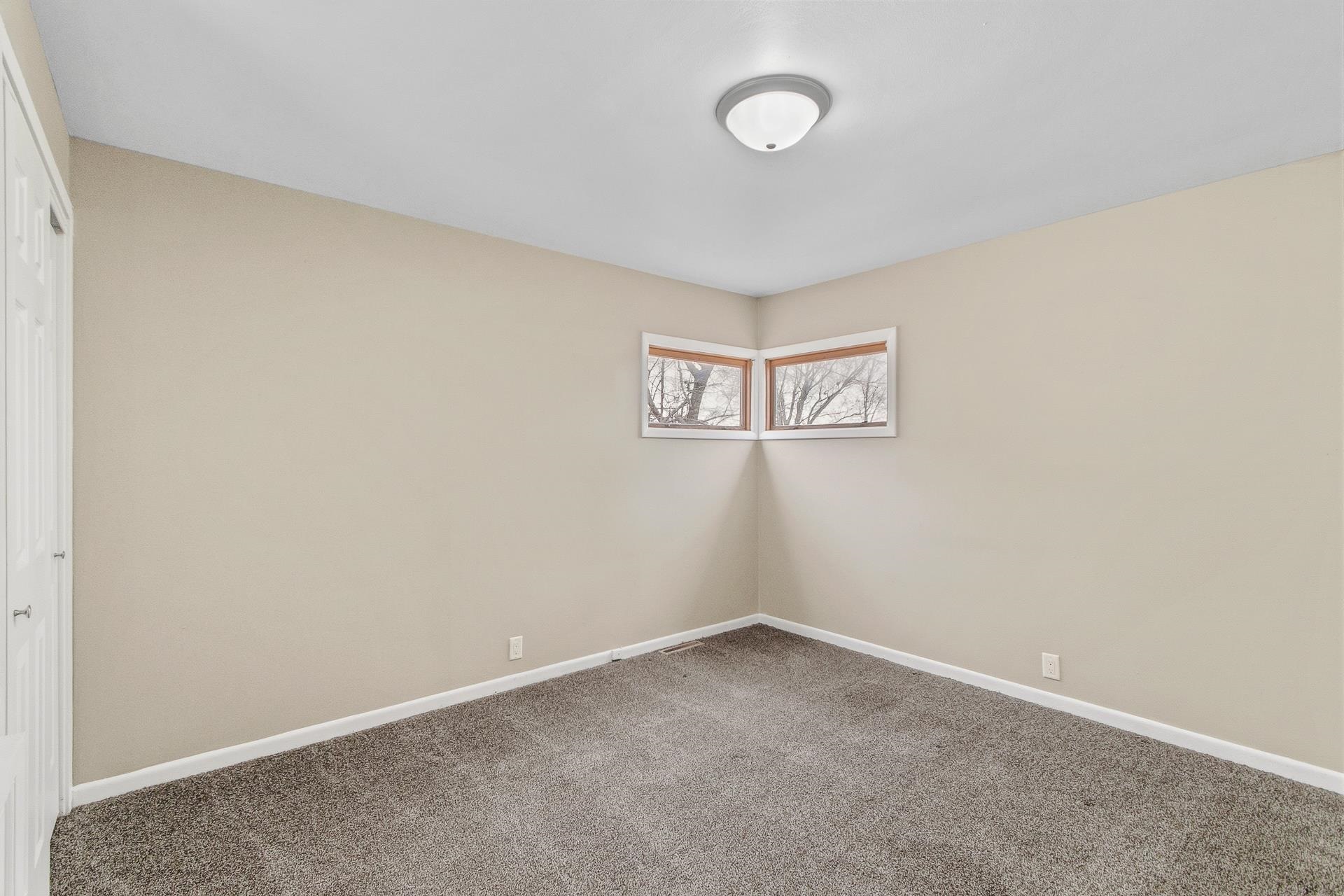 617 E Edgewater Street