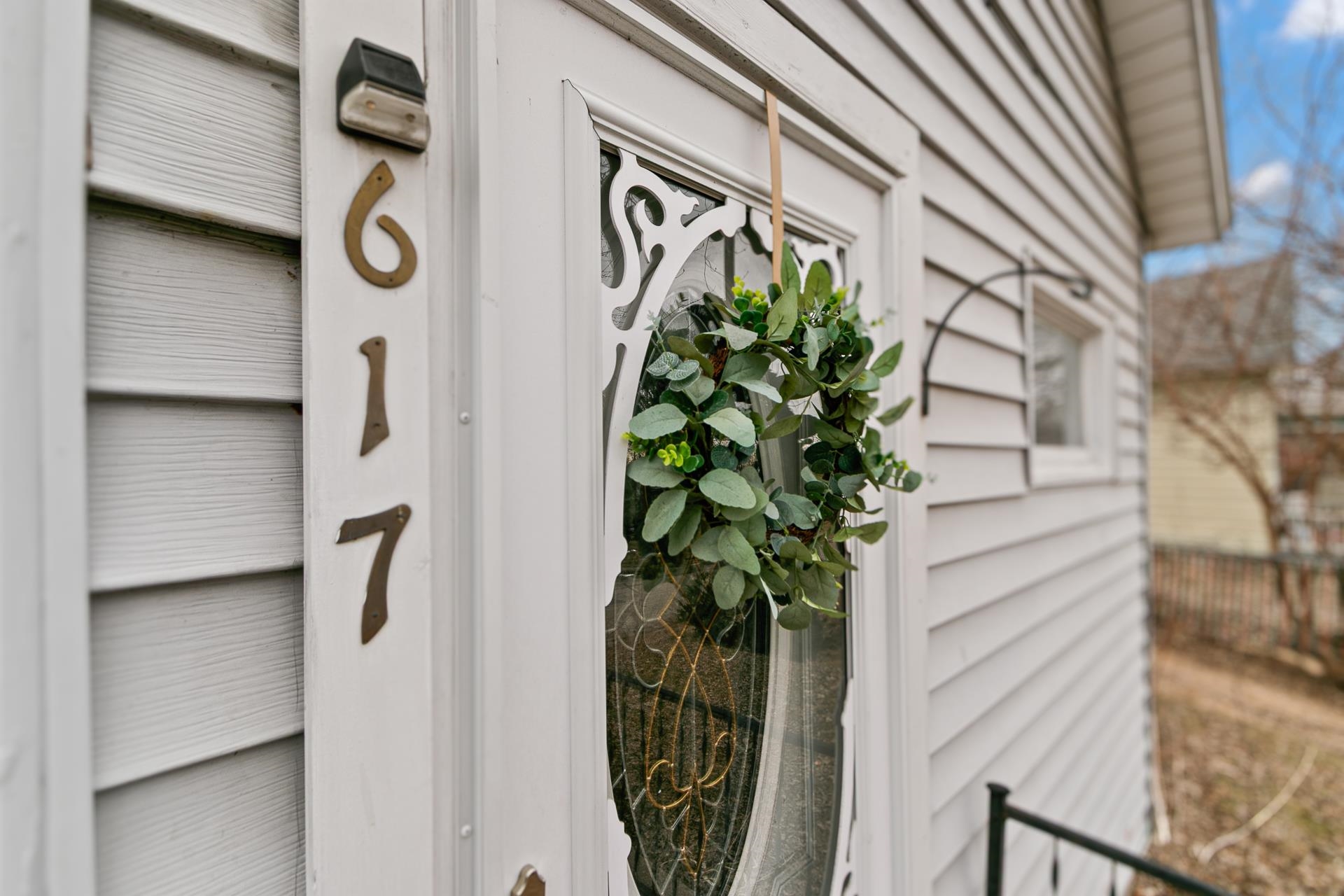 617 E Edgewater Street